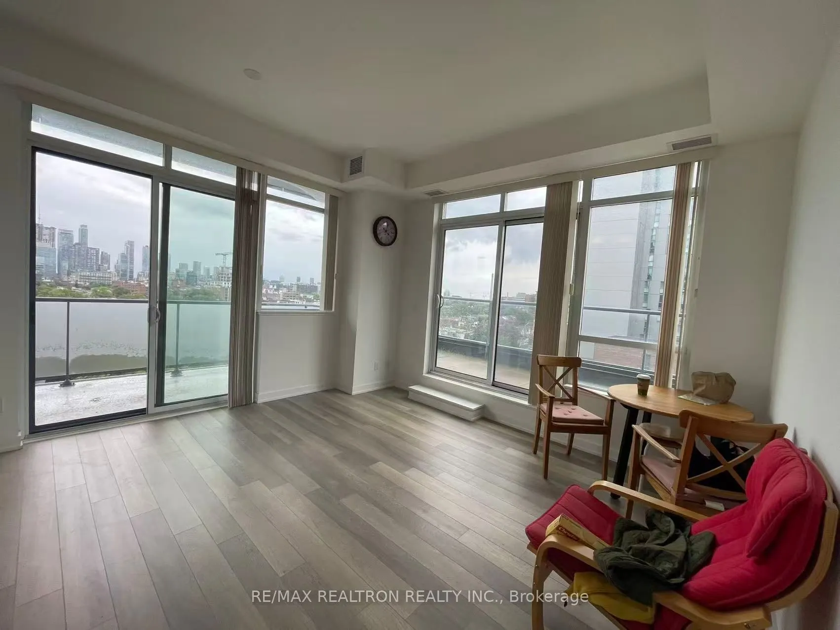 181 Huron Street, #903