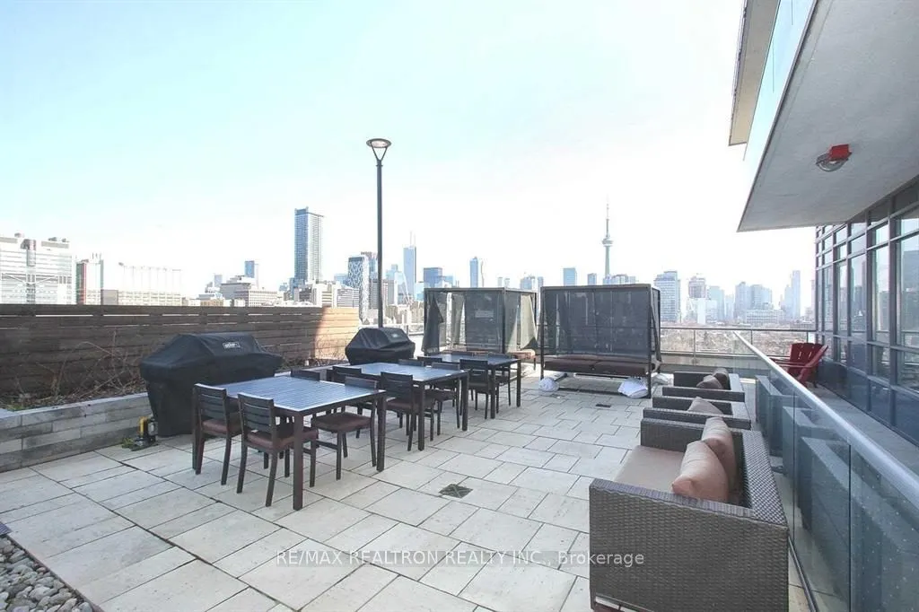 181 Huron Street, #903