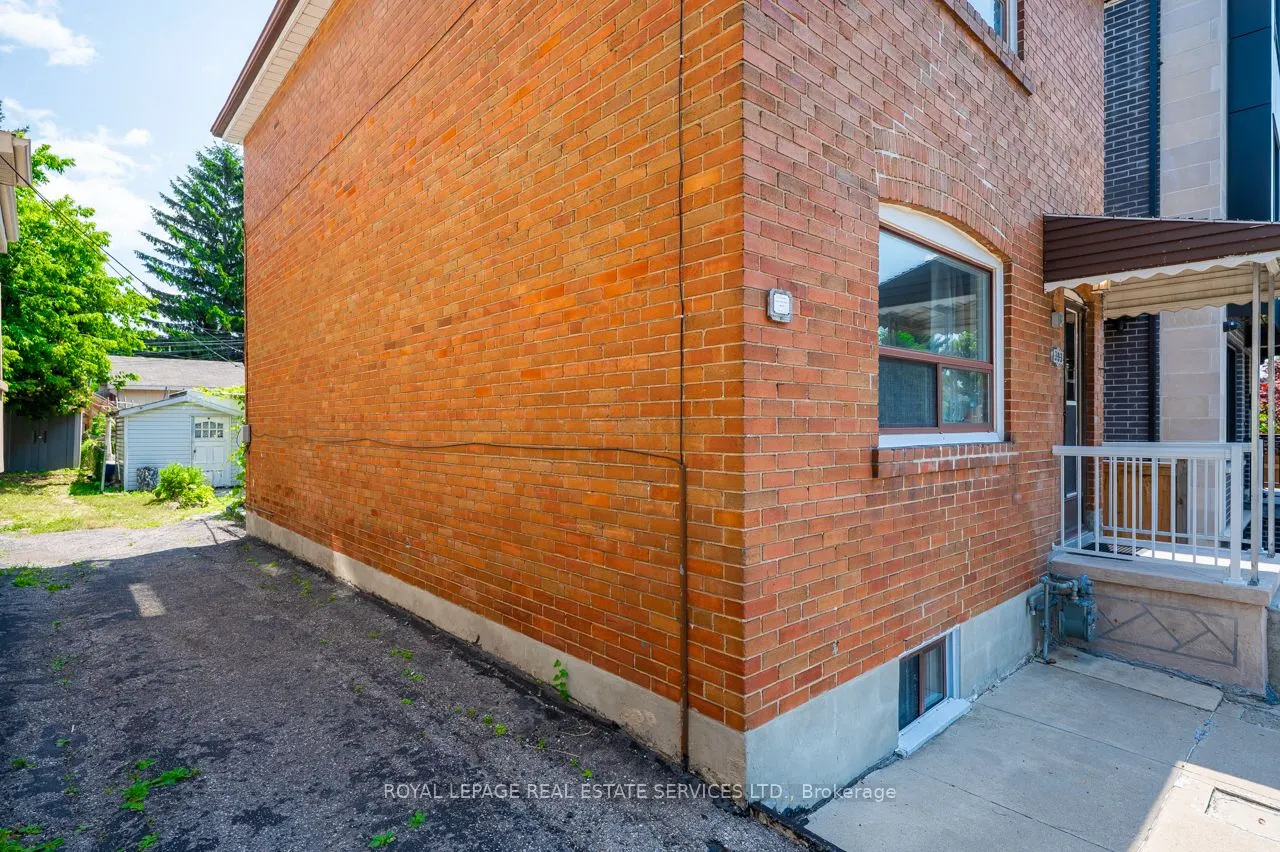 393 Glenholme Avenue
