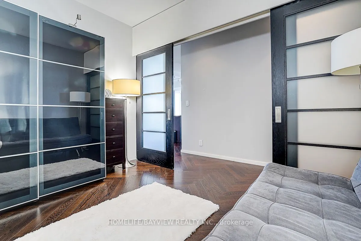 180 University Avenue, #5404