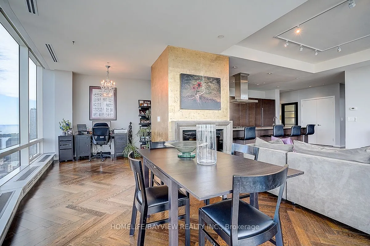 180 University Avenue, #5404