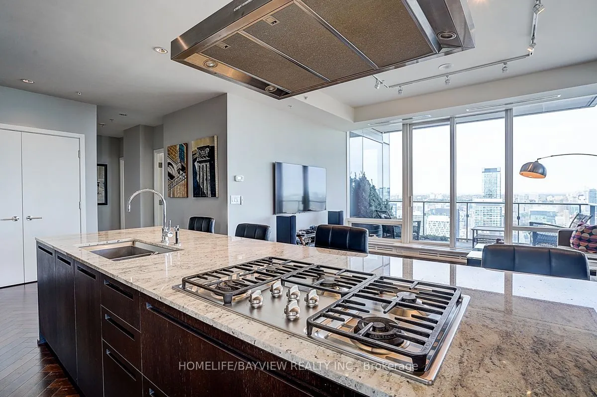 180 University Avenue, #5404