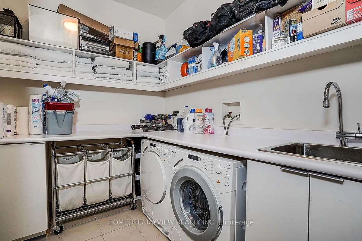 180 University Avenue, #5404