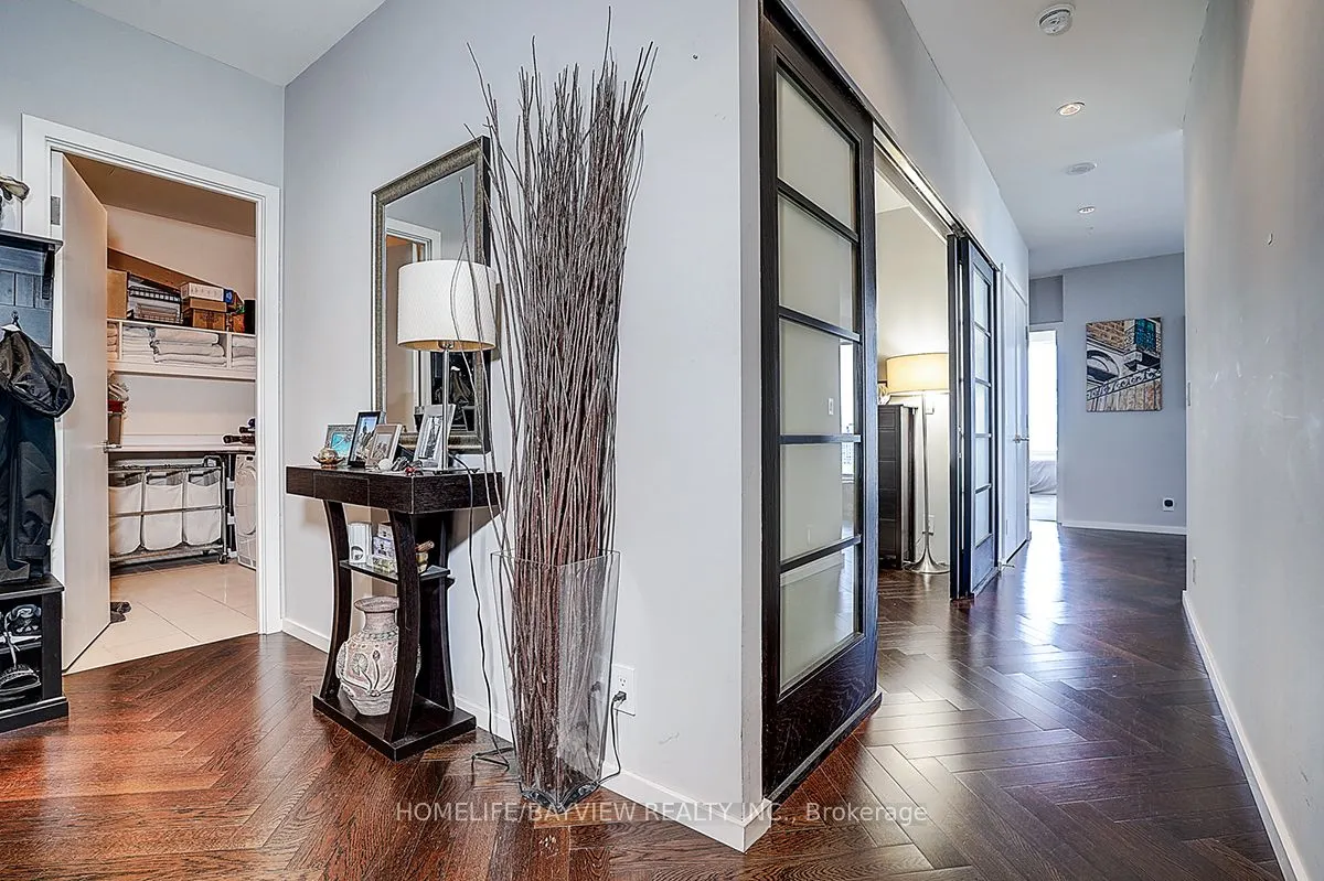 180 University Avenue, #5404