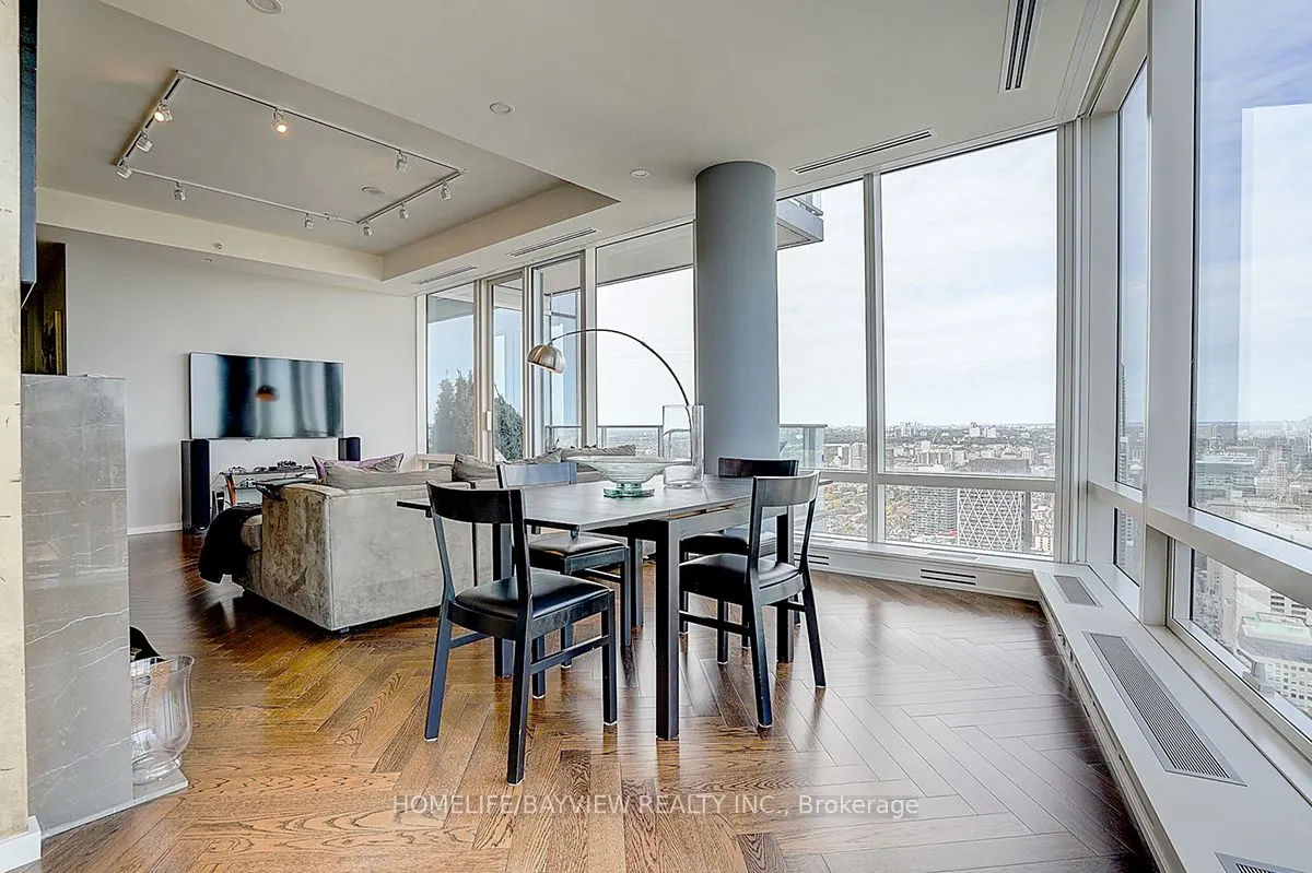 180 University Avenue, #5404