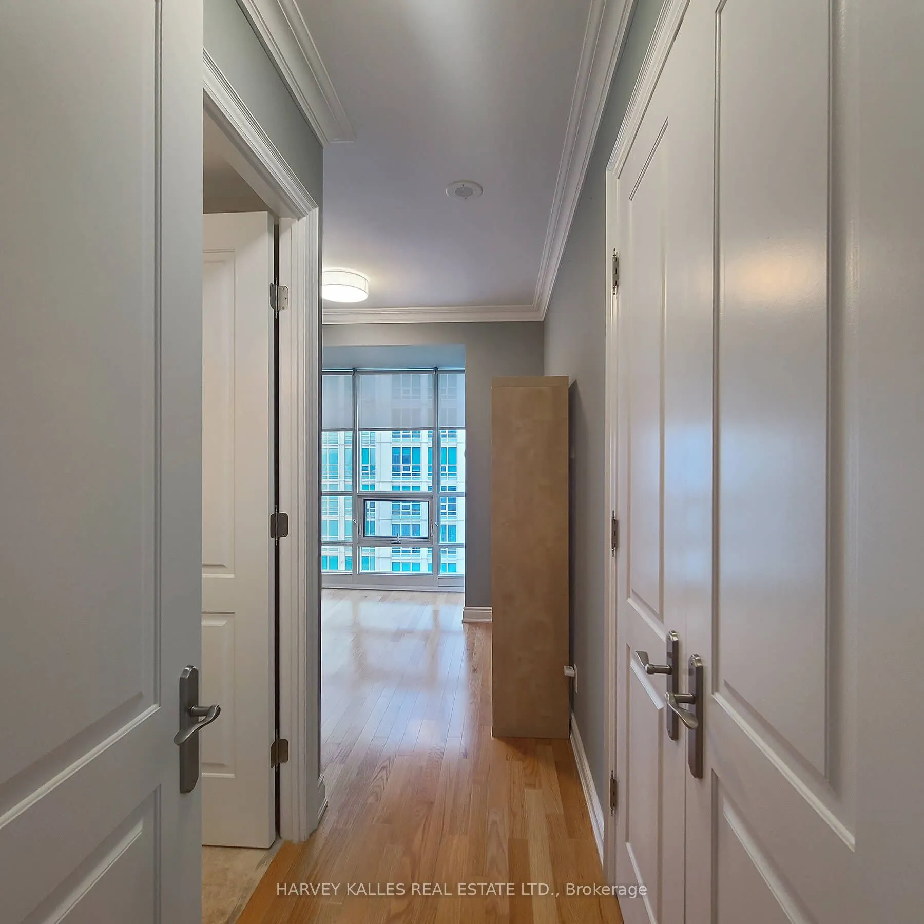 761 Bay Street, #4402