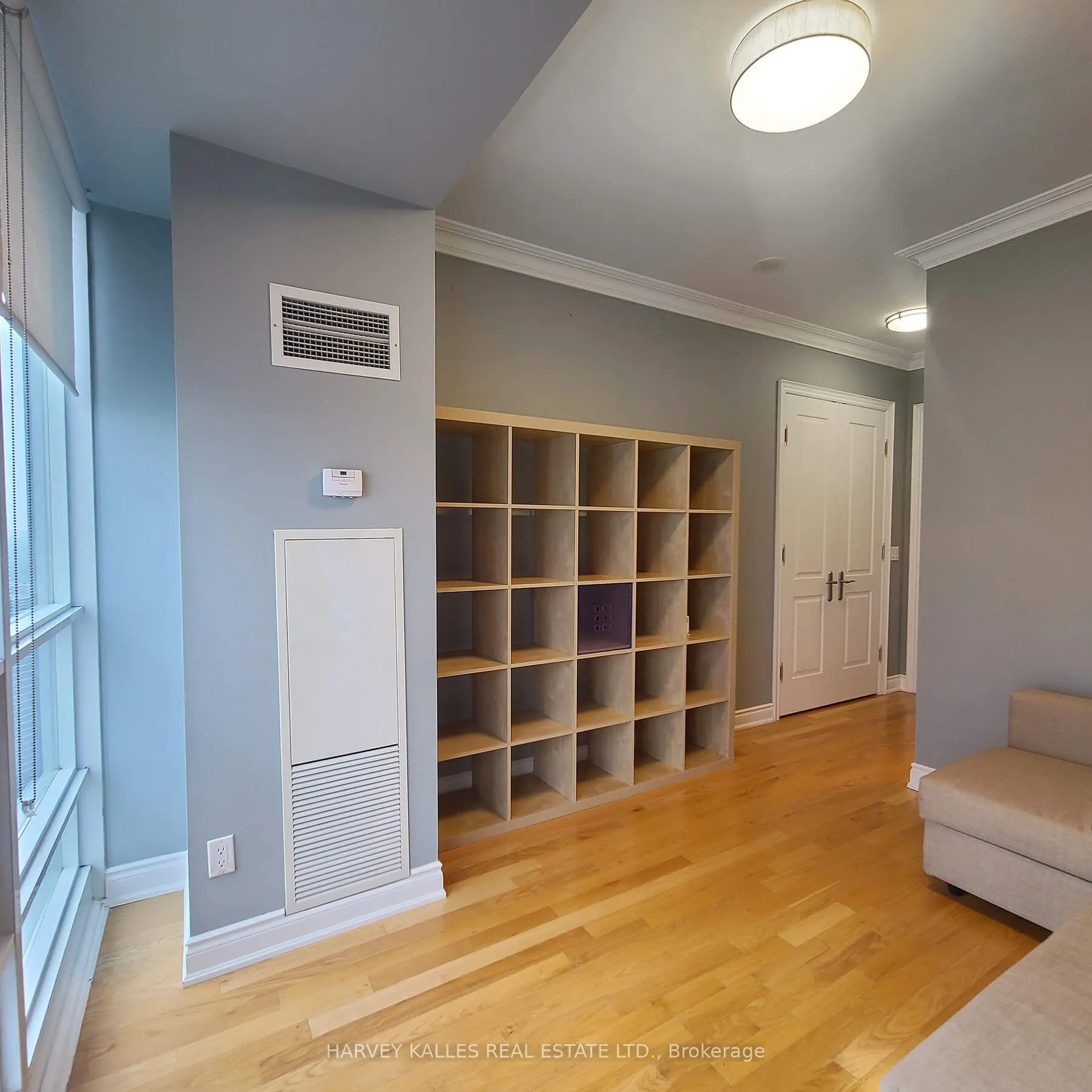761 Bay Street, #4402