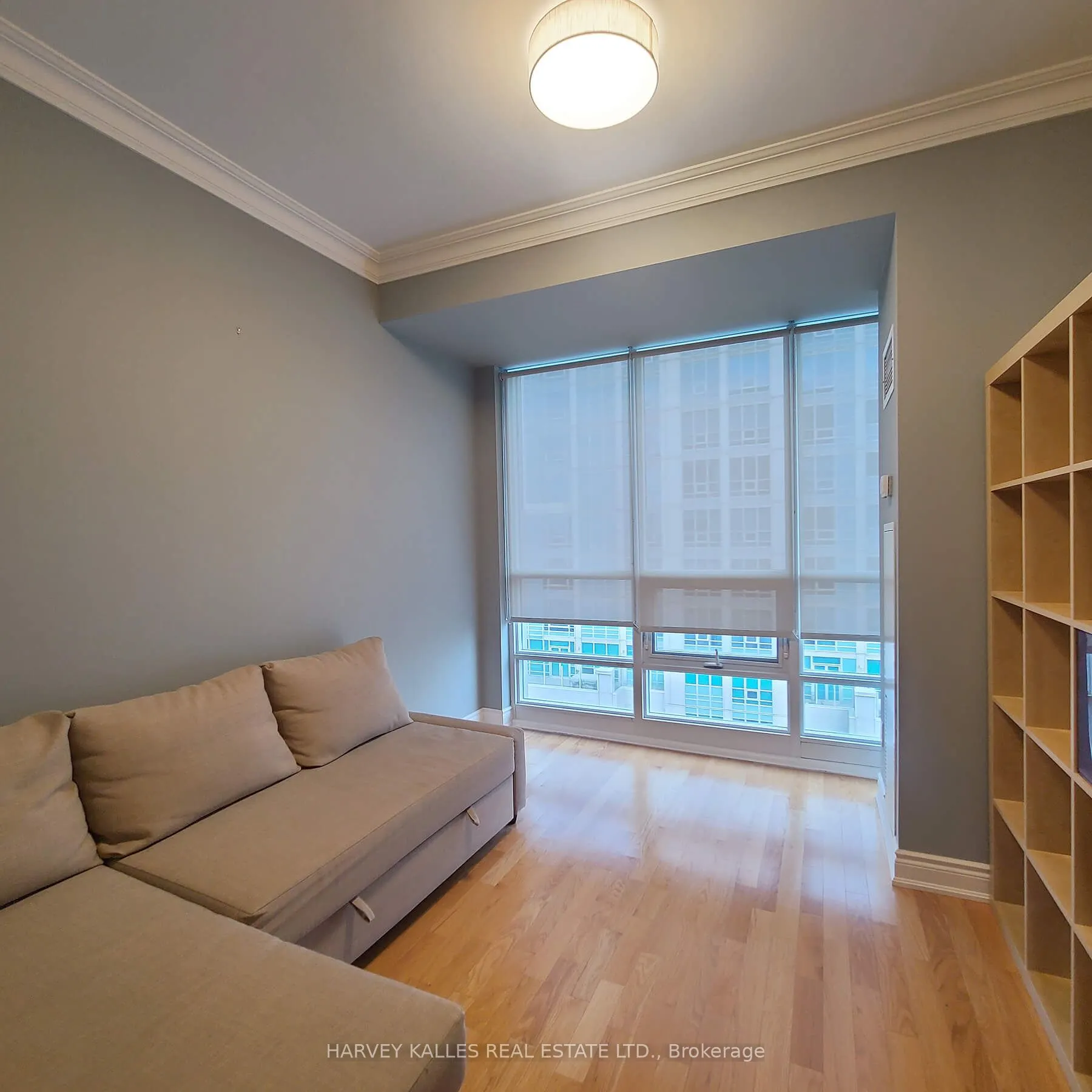 761 Bay Street, #4402