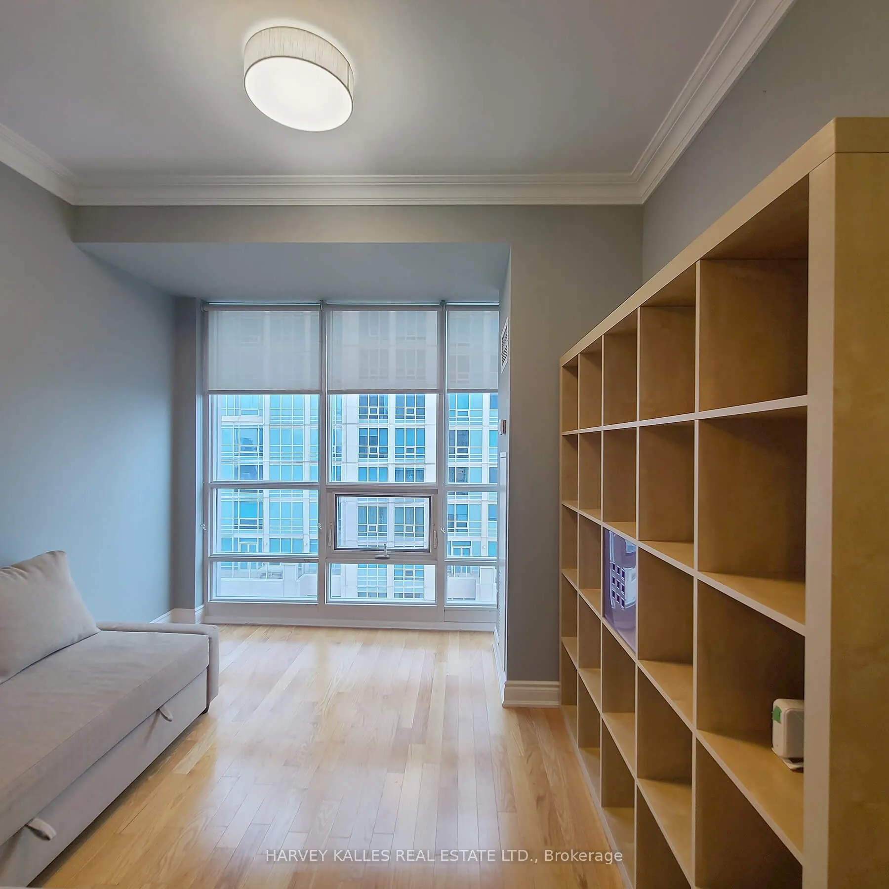 761 Bay Street, #4402