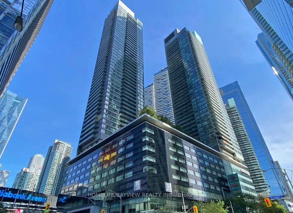 55 bremner Boulevard, #4803