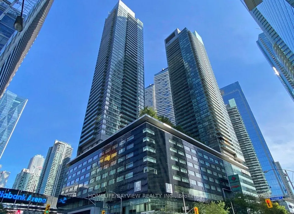 55 bremner Boulevard, #4703