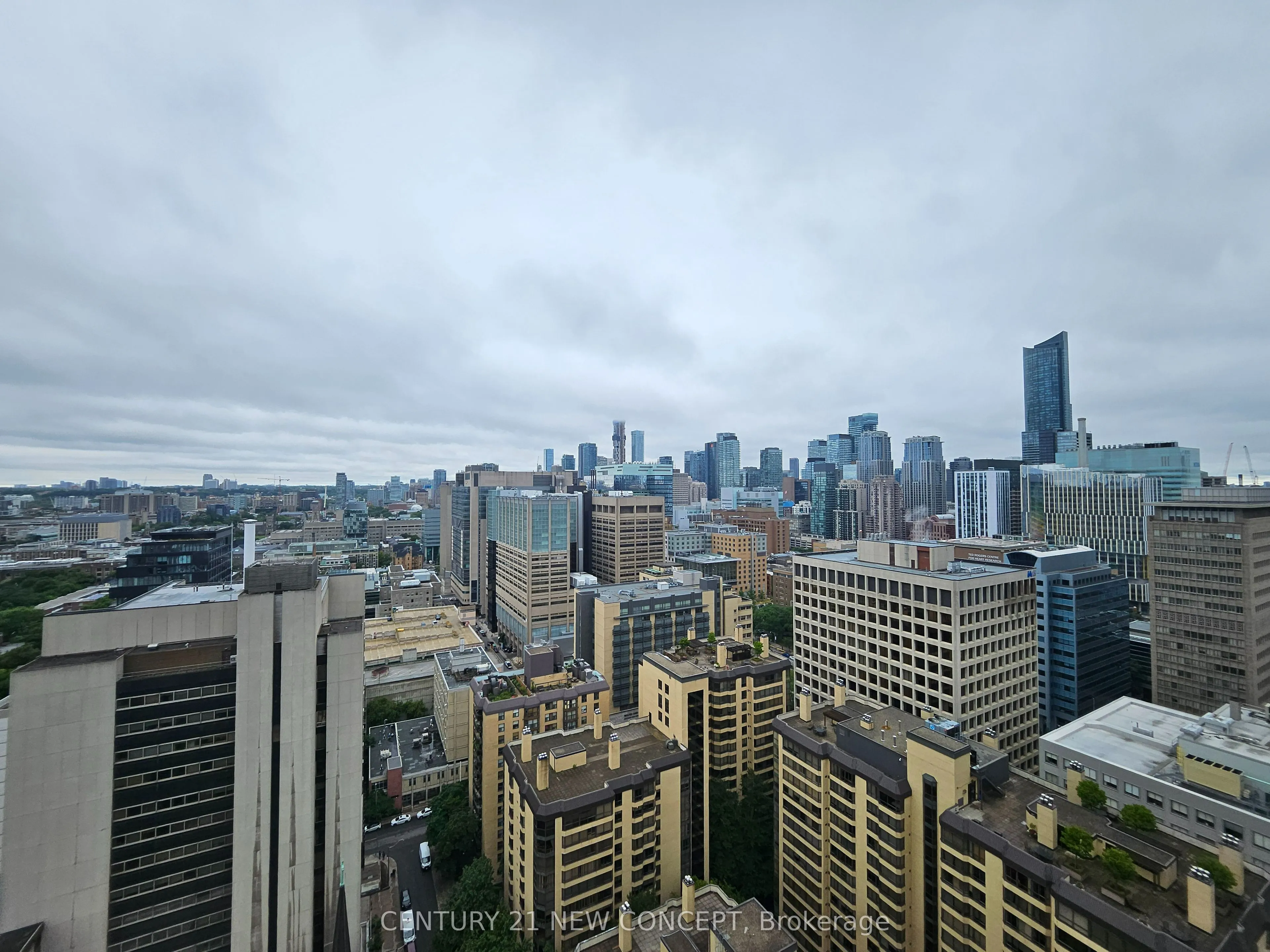 280 Dundas Street W, #2803