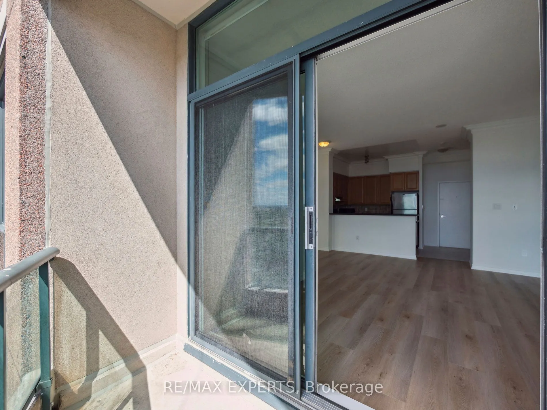 7 Lorraine Drive, #UPH-06