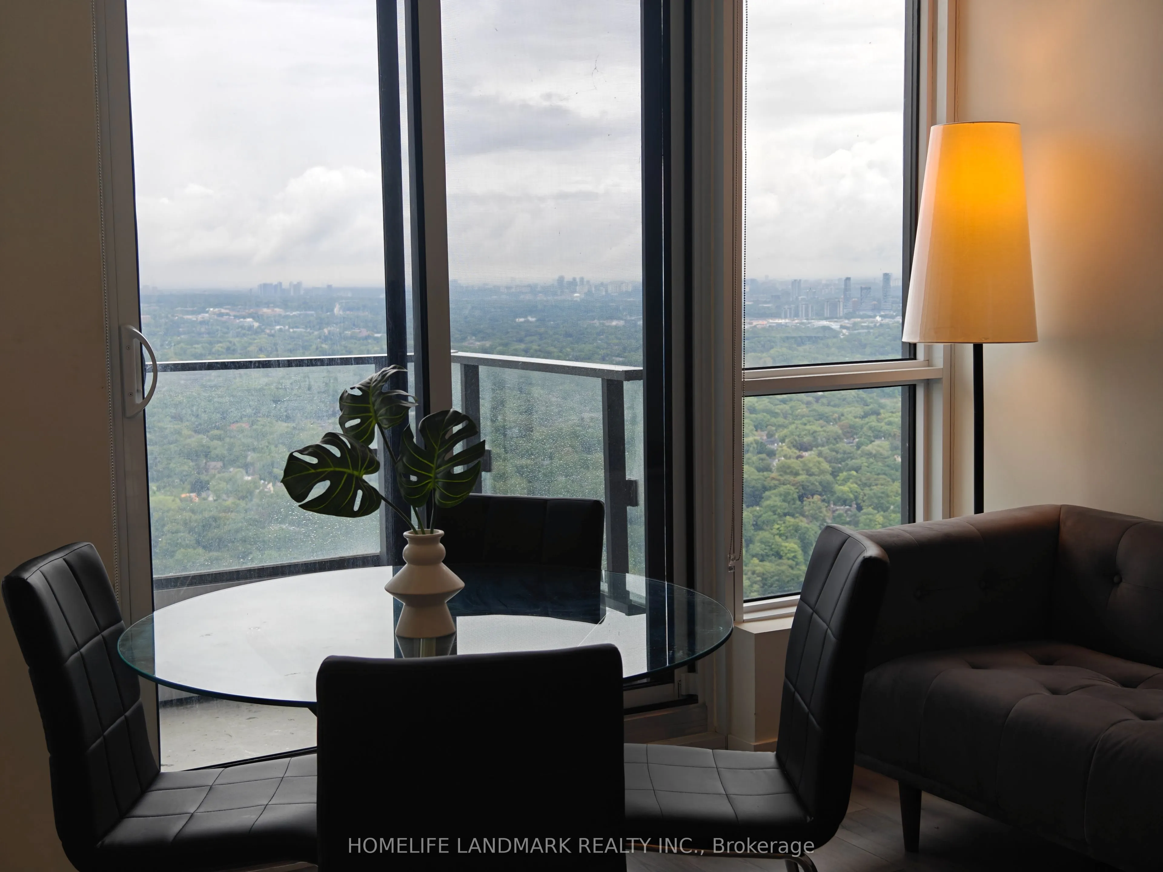 395 Bloor Street E, #5405