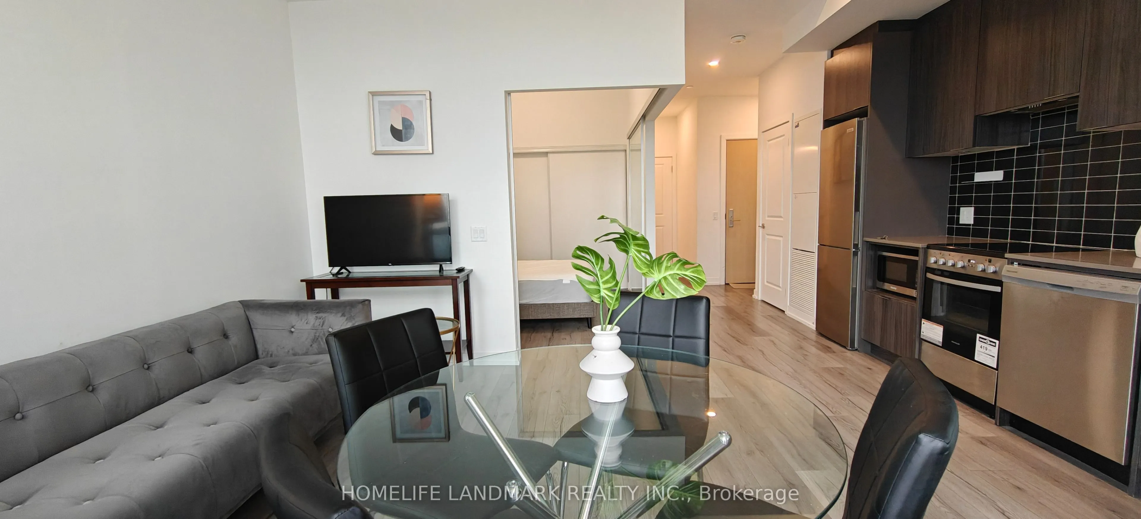 395 Bloor Street E, #5405