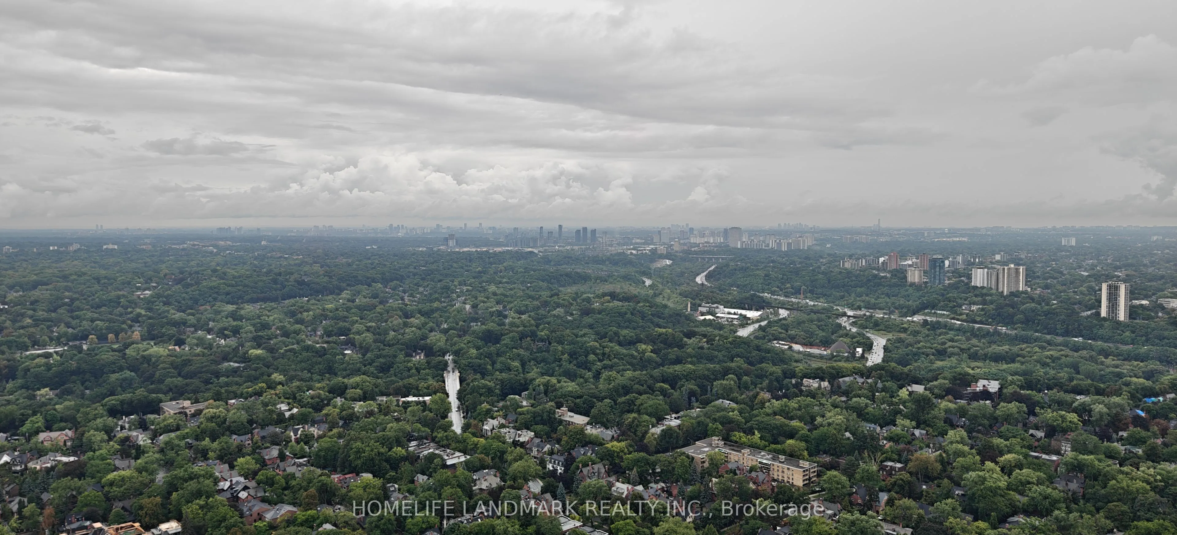 395 Bloor Street E, #5405