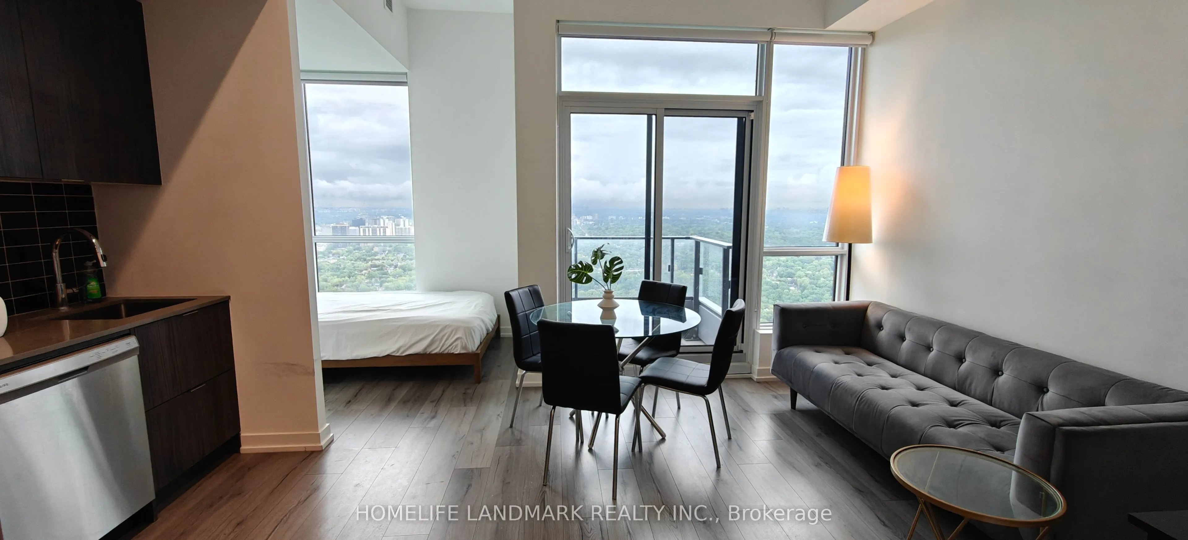 395 Bloor Street E, #5405
