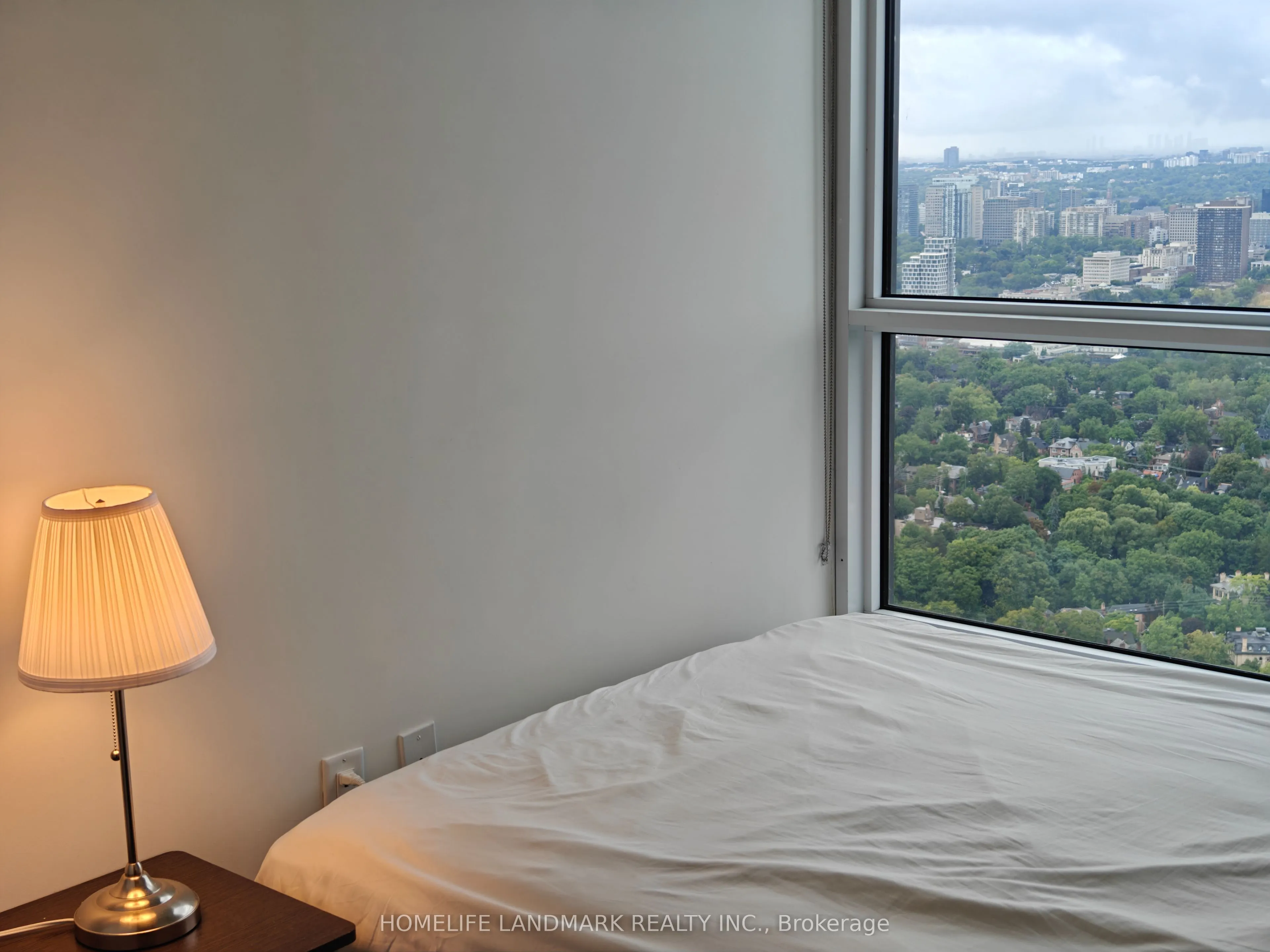 395 Bloor Street E, #5405