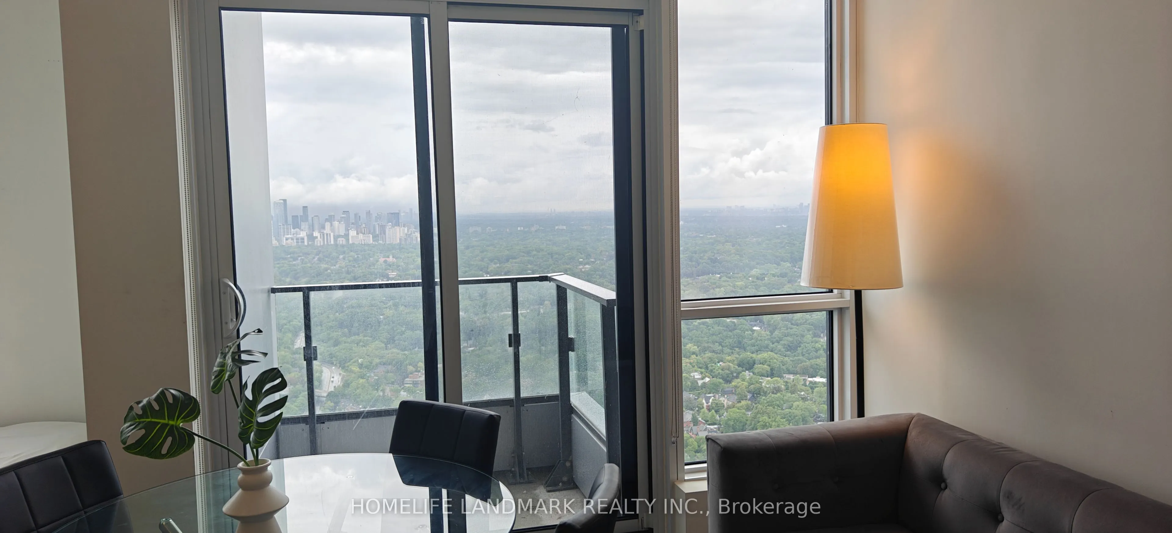 395 Bloor Street E, #5405
