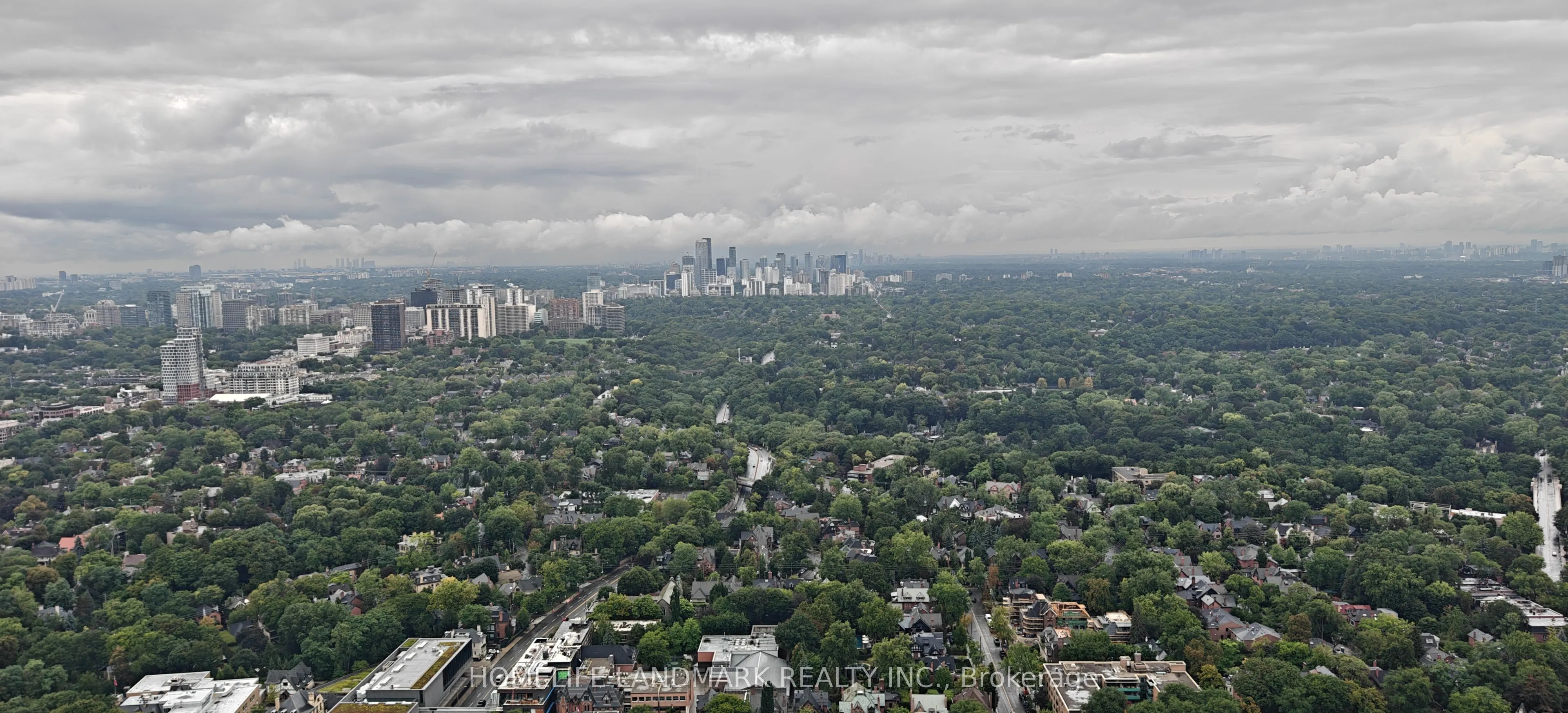 395 Bloor Street E, #5405