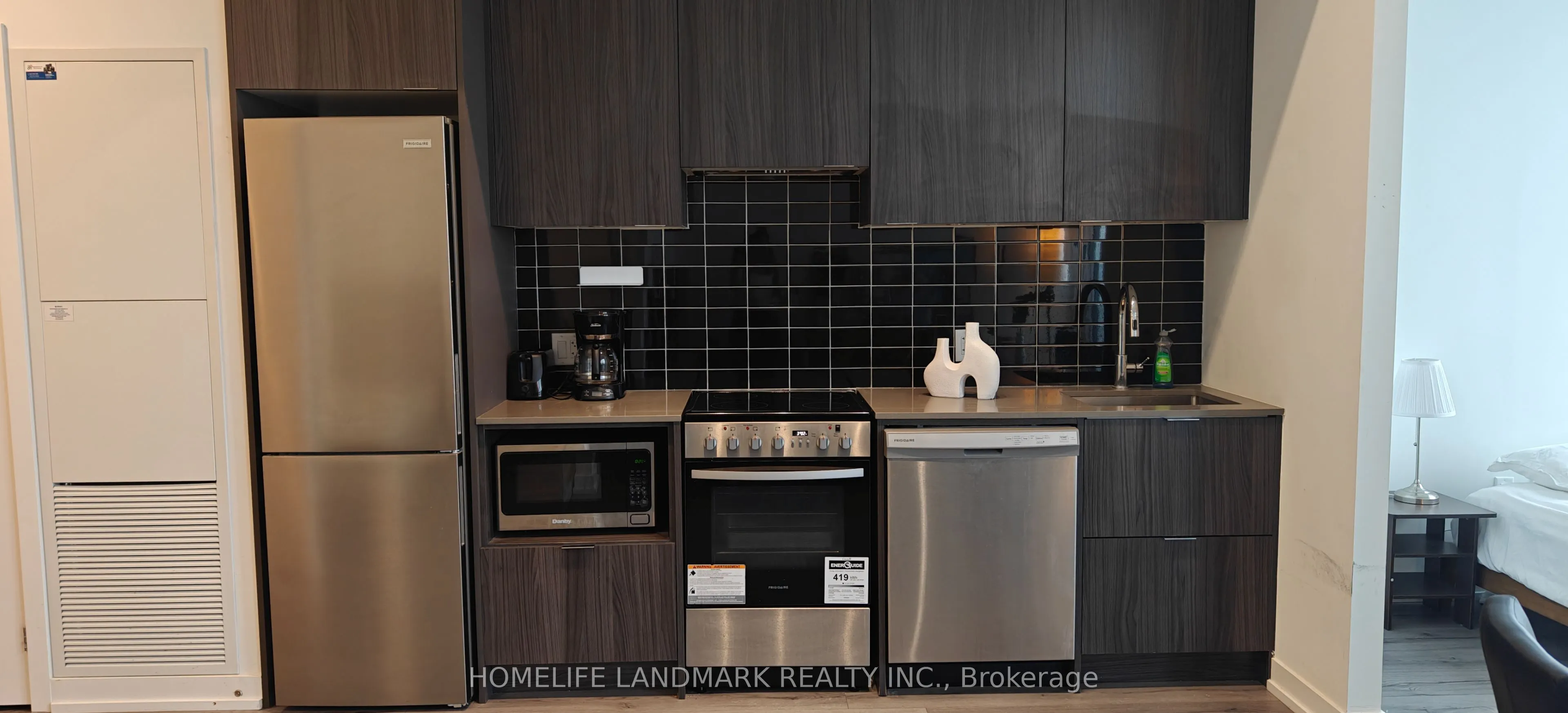 395 Bloor Street E, #5405