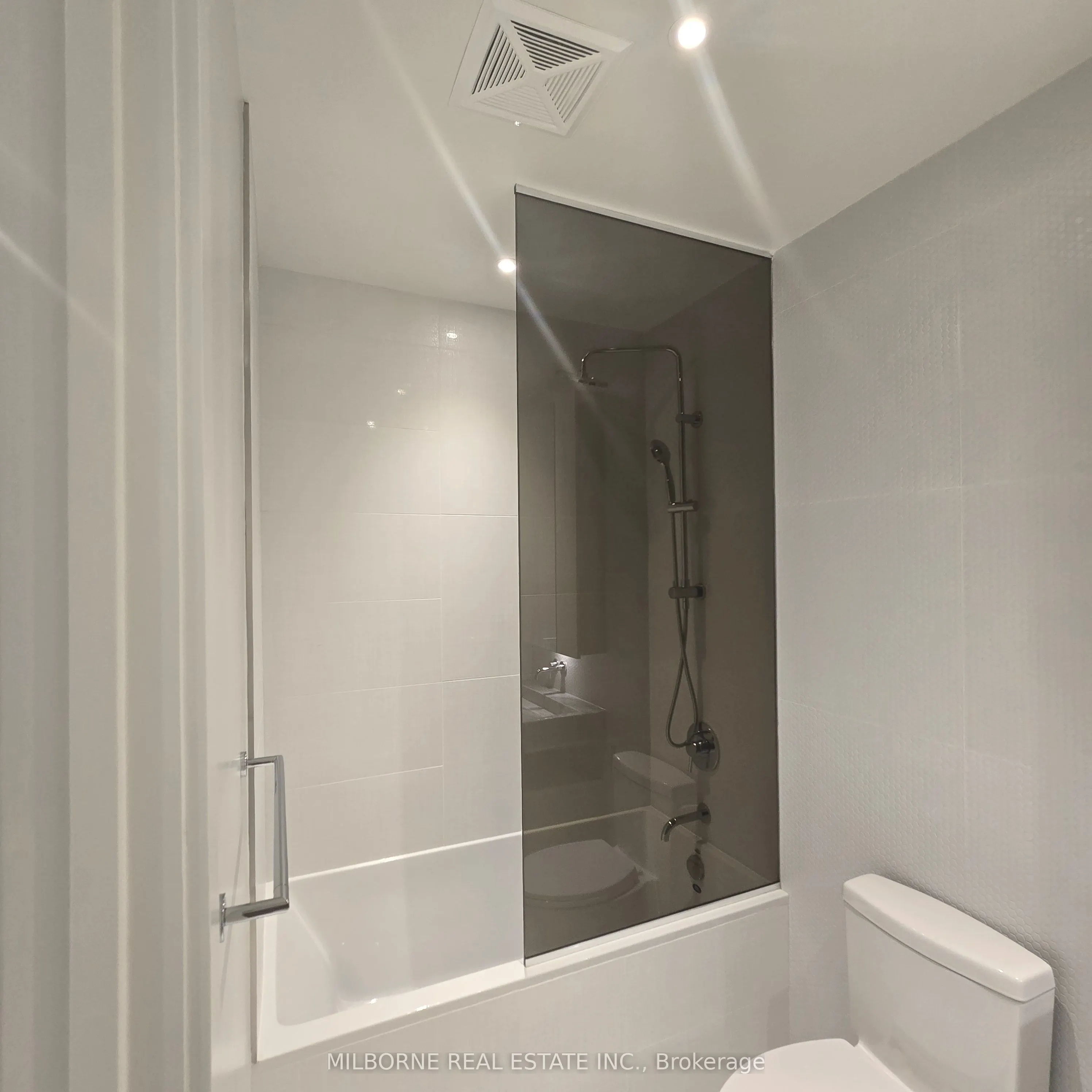 11 Yorkville Avenue, #4608
