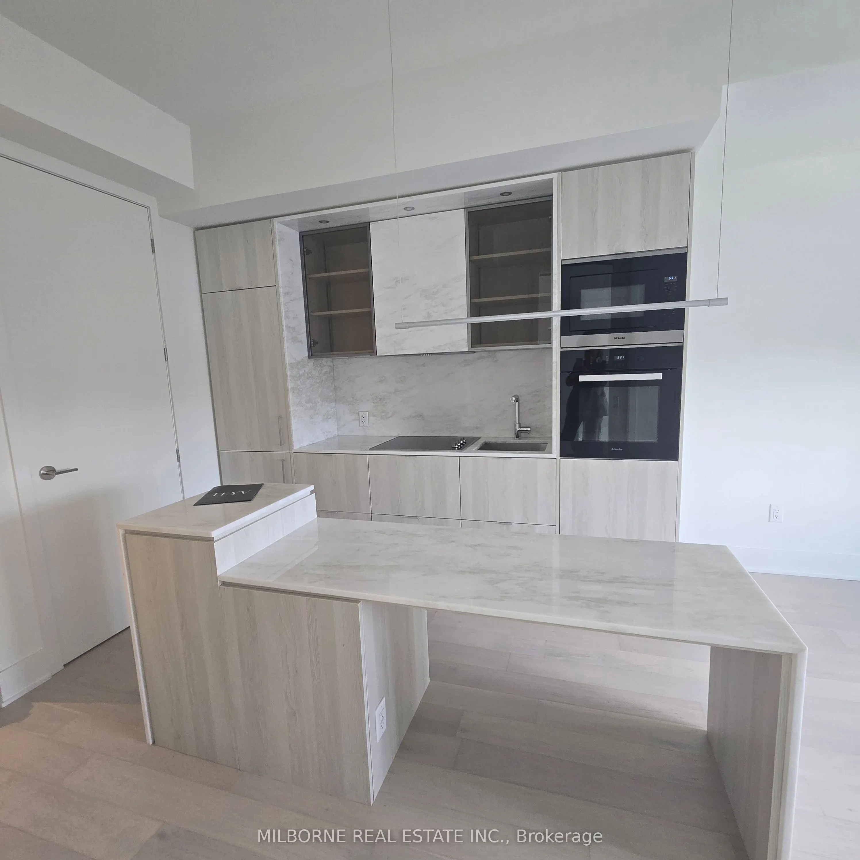 11 Yorkville Avenue, #4608