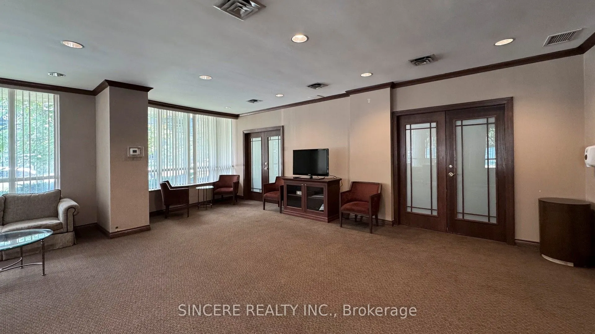 39 Pemberton Avenue, #310