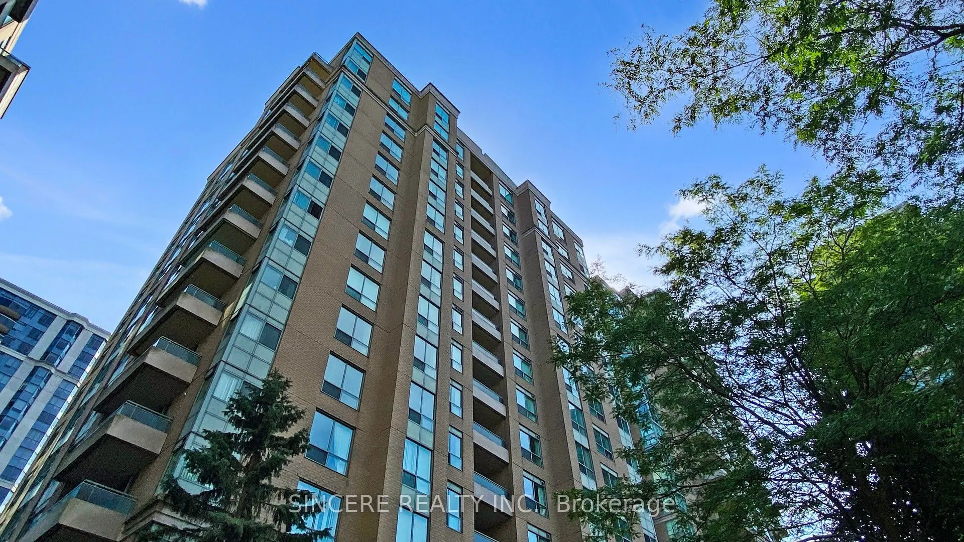 39 Pemberton Avenue, #310