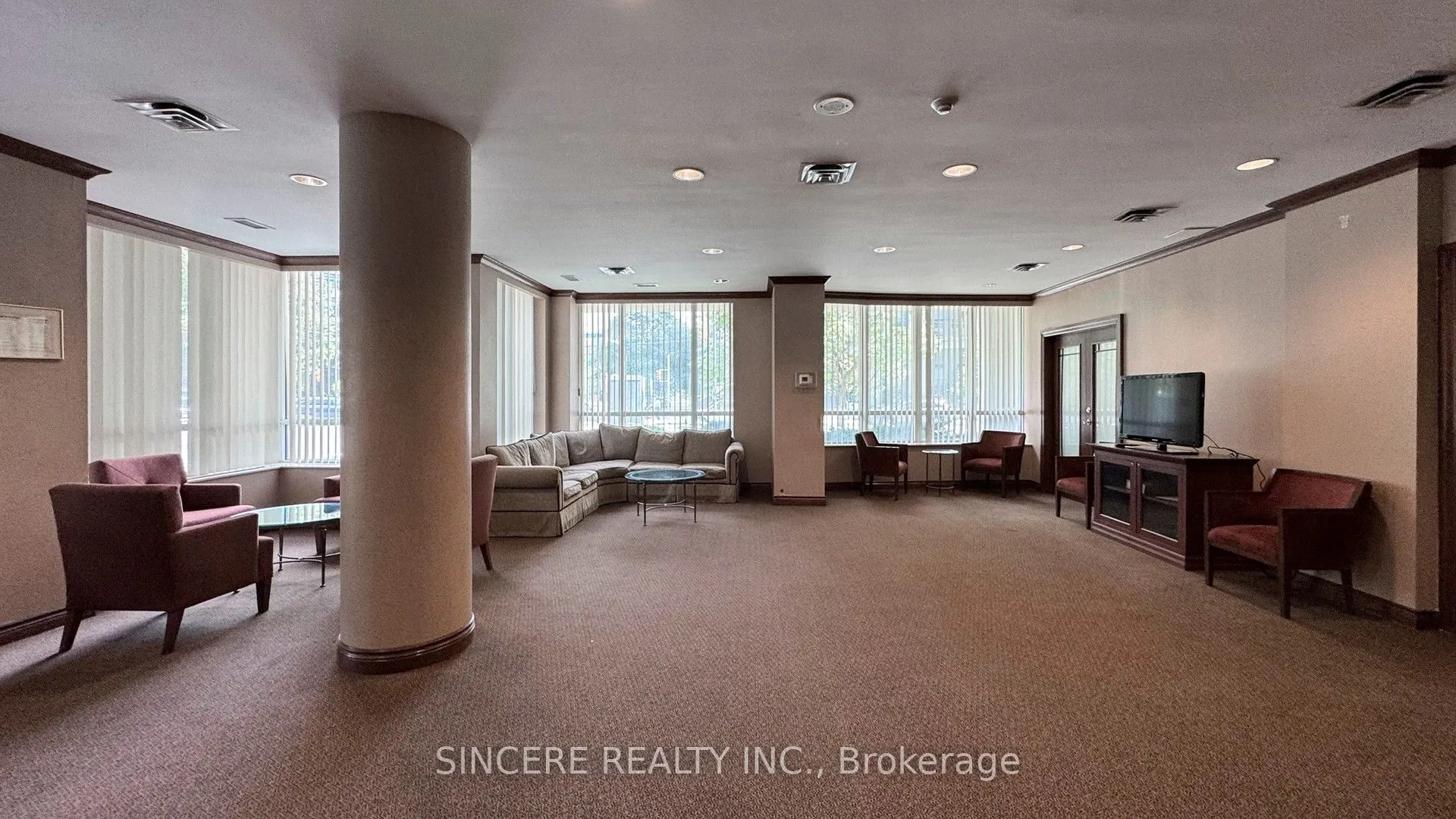 39 Pemberton Avenue, #310