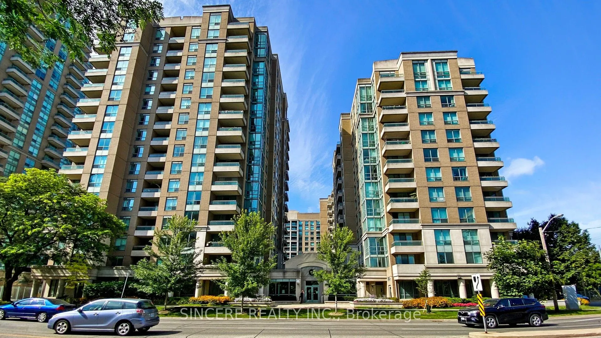 39 Pemberton Avenue, #310
