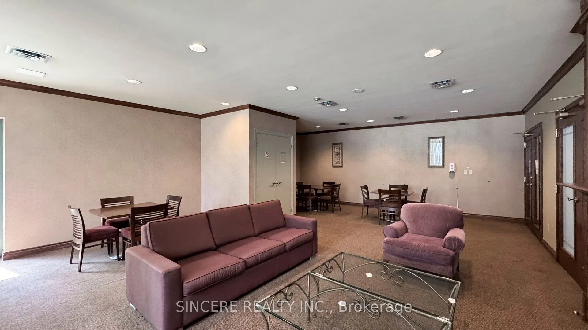 39 Pemberton Avenue, #310