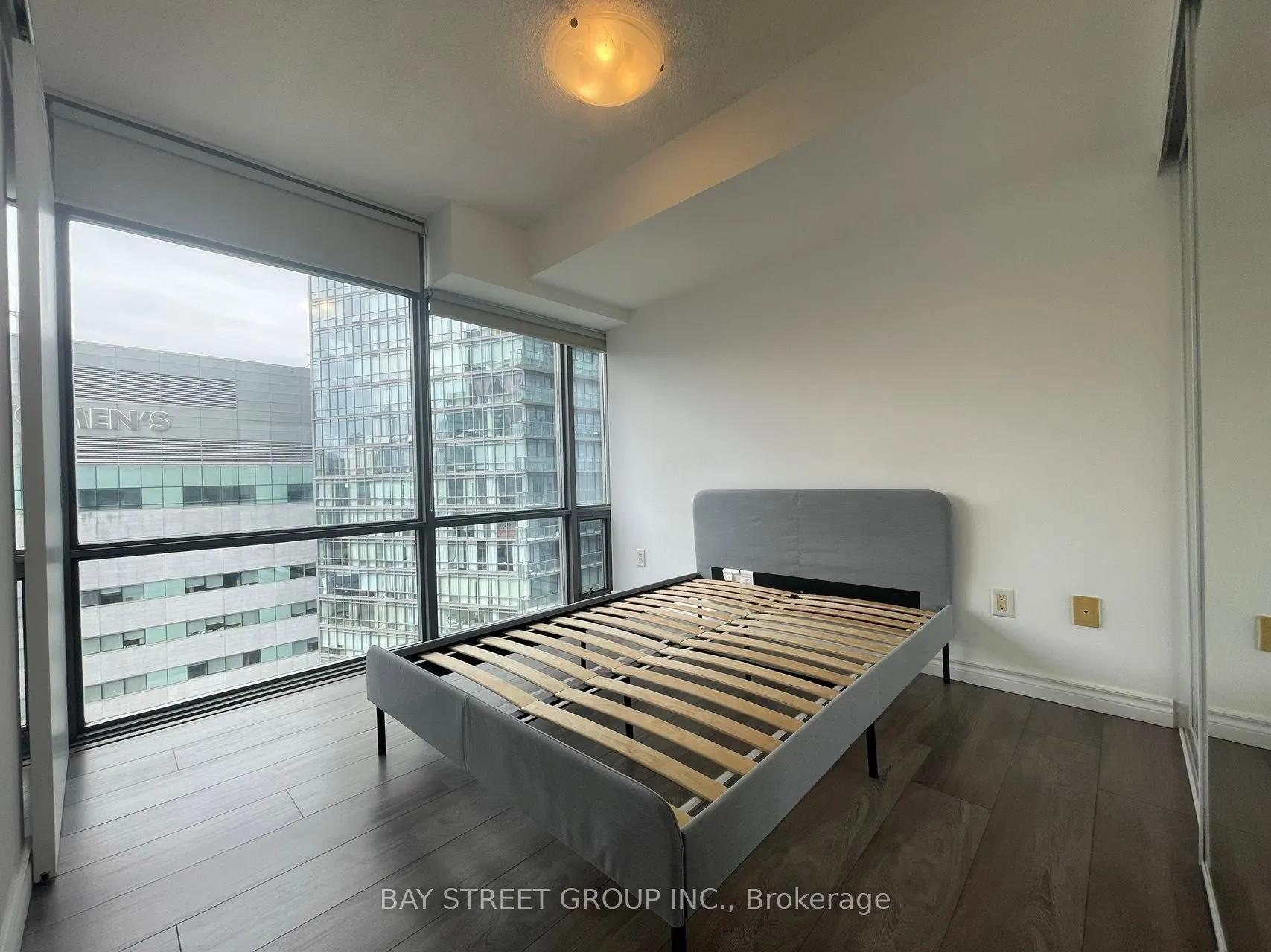 38 Grenville Street, #1203