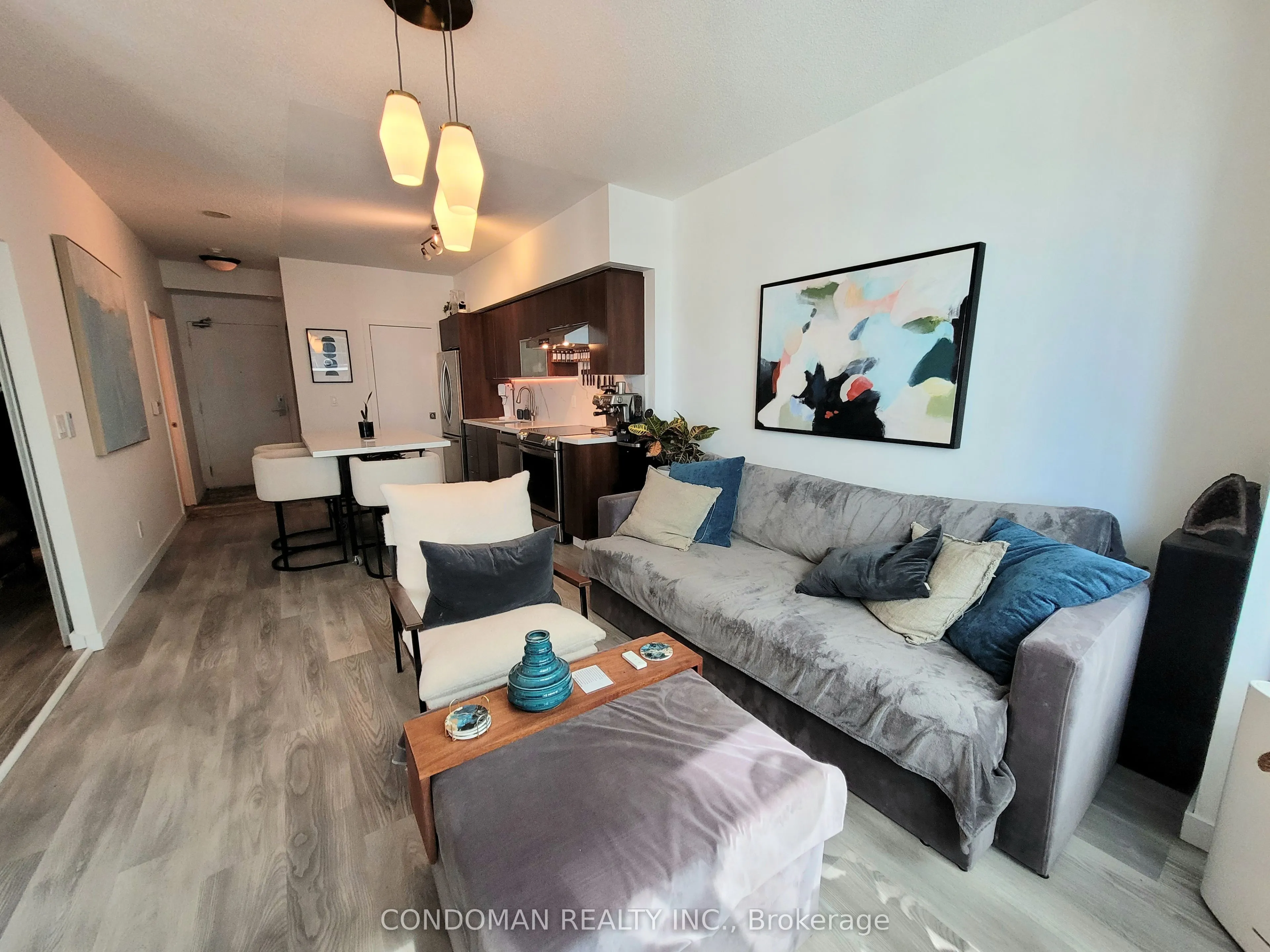55 East Liberty Street, #905