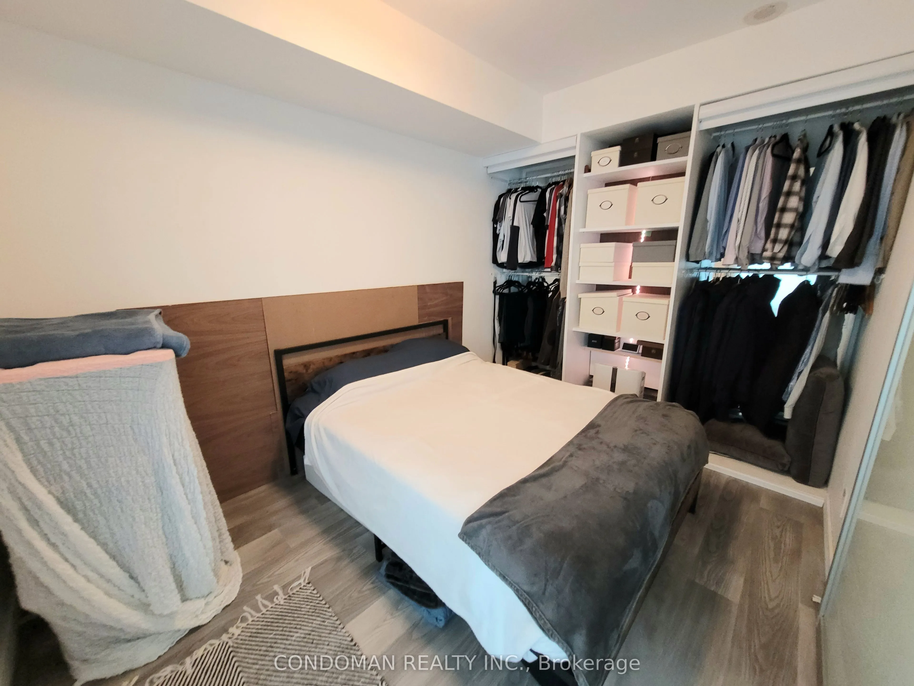 55 East Liberty Street, #905