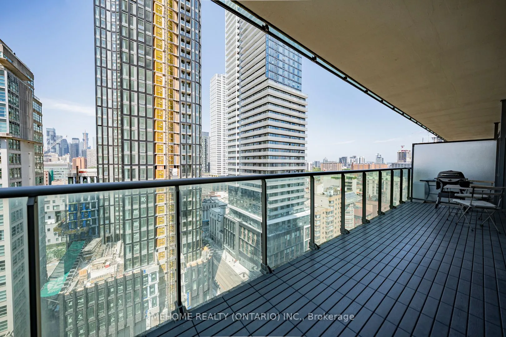 33 Lombard Street, #1704