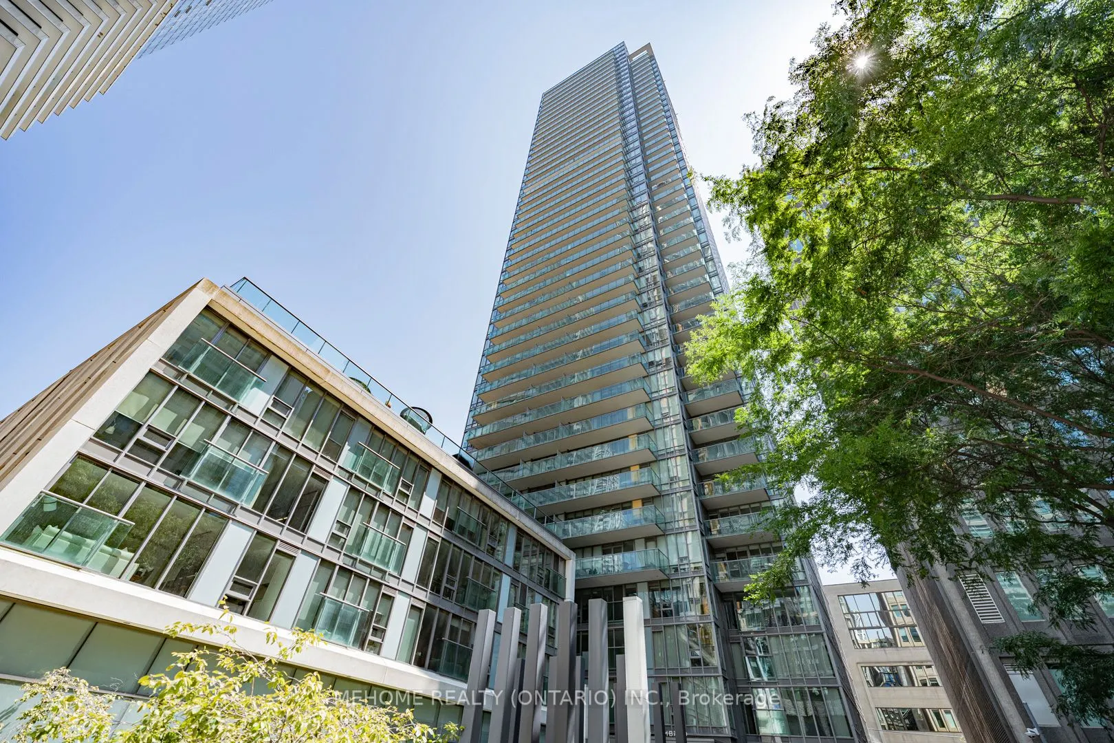33 Lombard Street, #1704