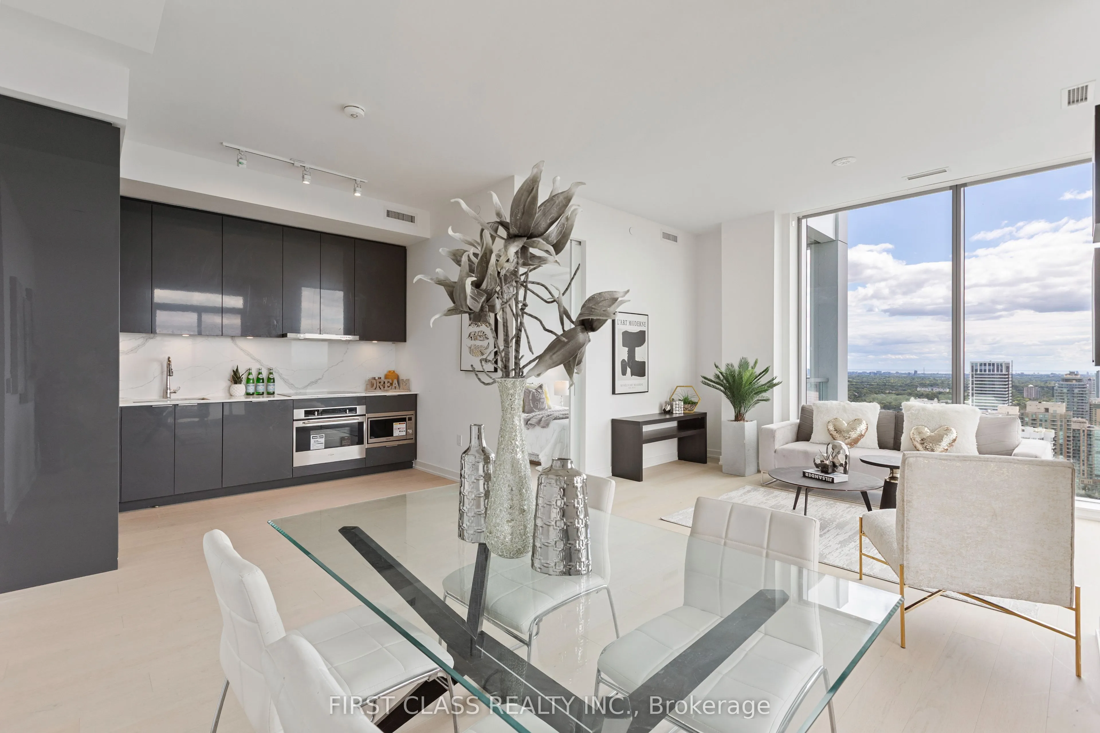 8 Olympic Garden Drive, #S3504