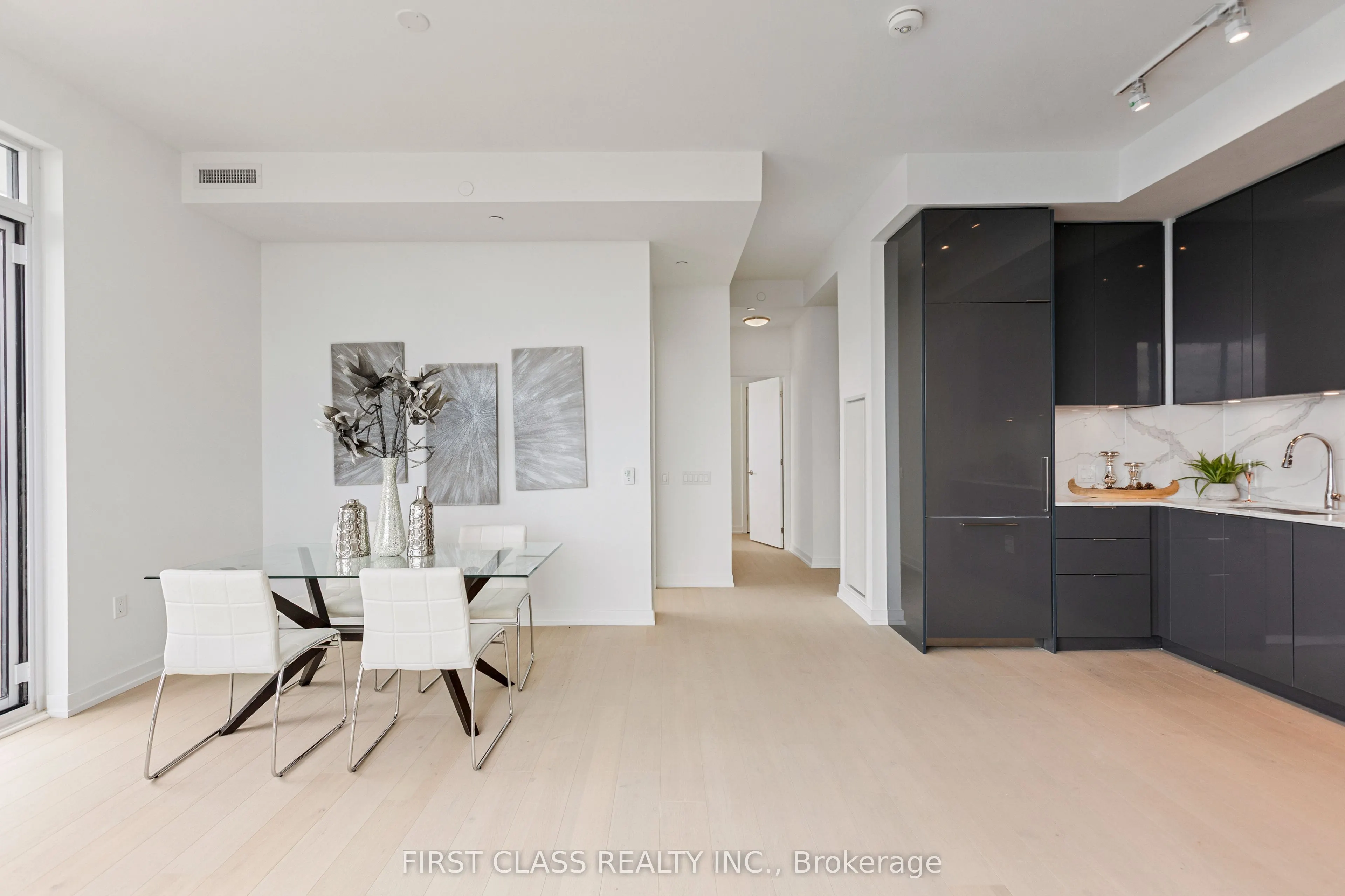 8 Olympic Garden Drive, #S3504