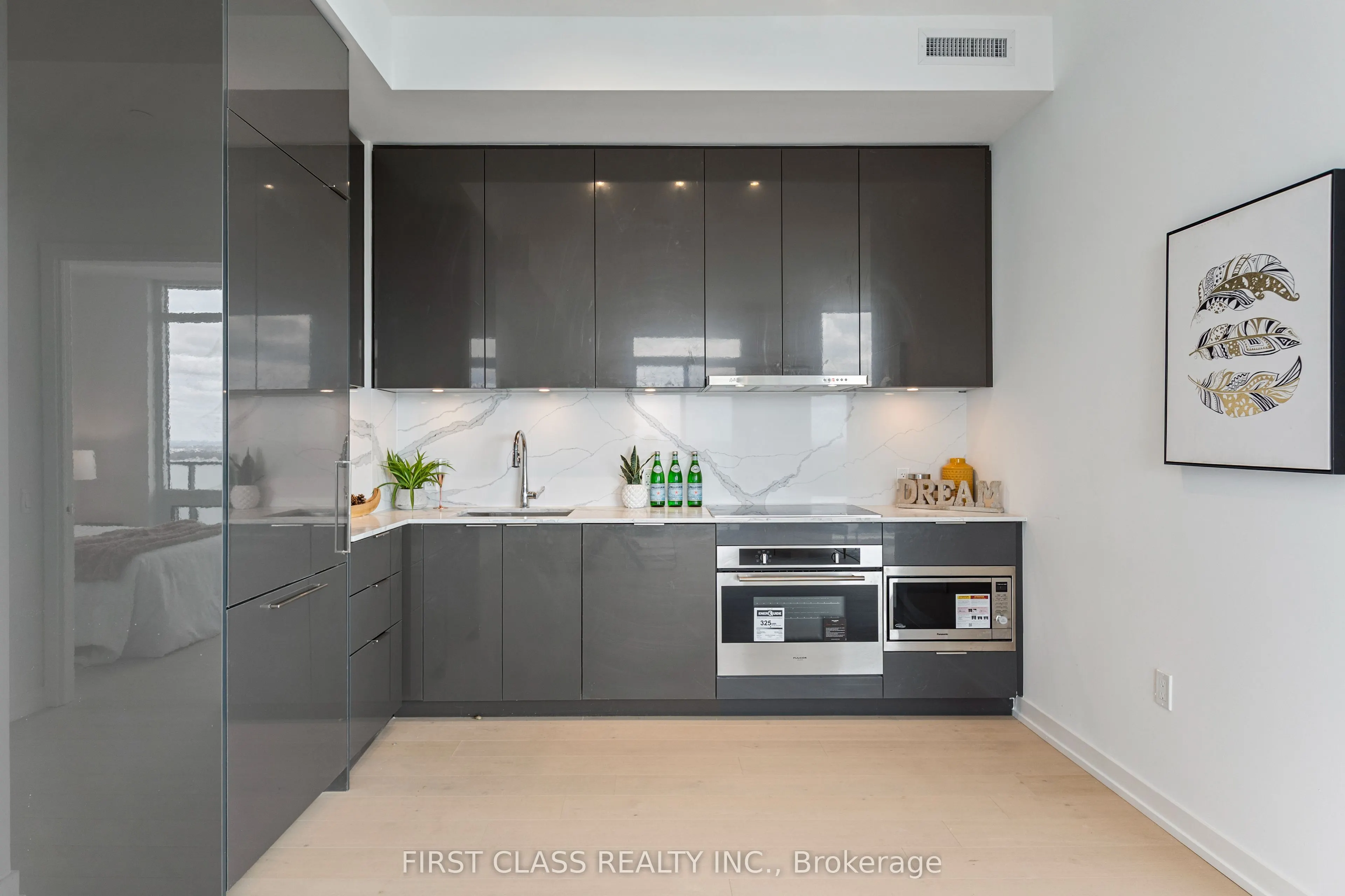 8 Olympic Garden Drive, #S3504