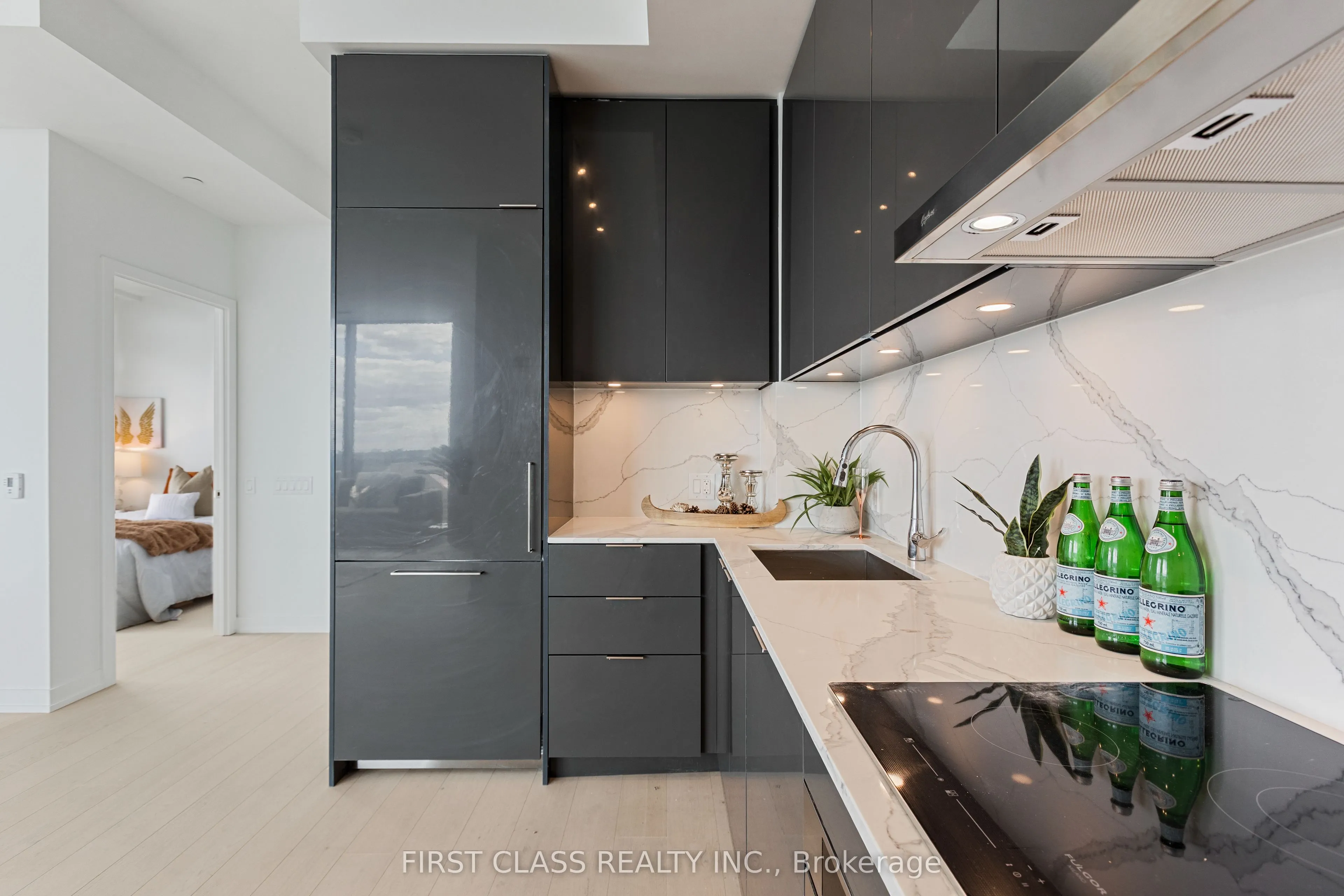 8 Olympic Garden Drive, #S3504