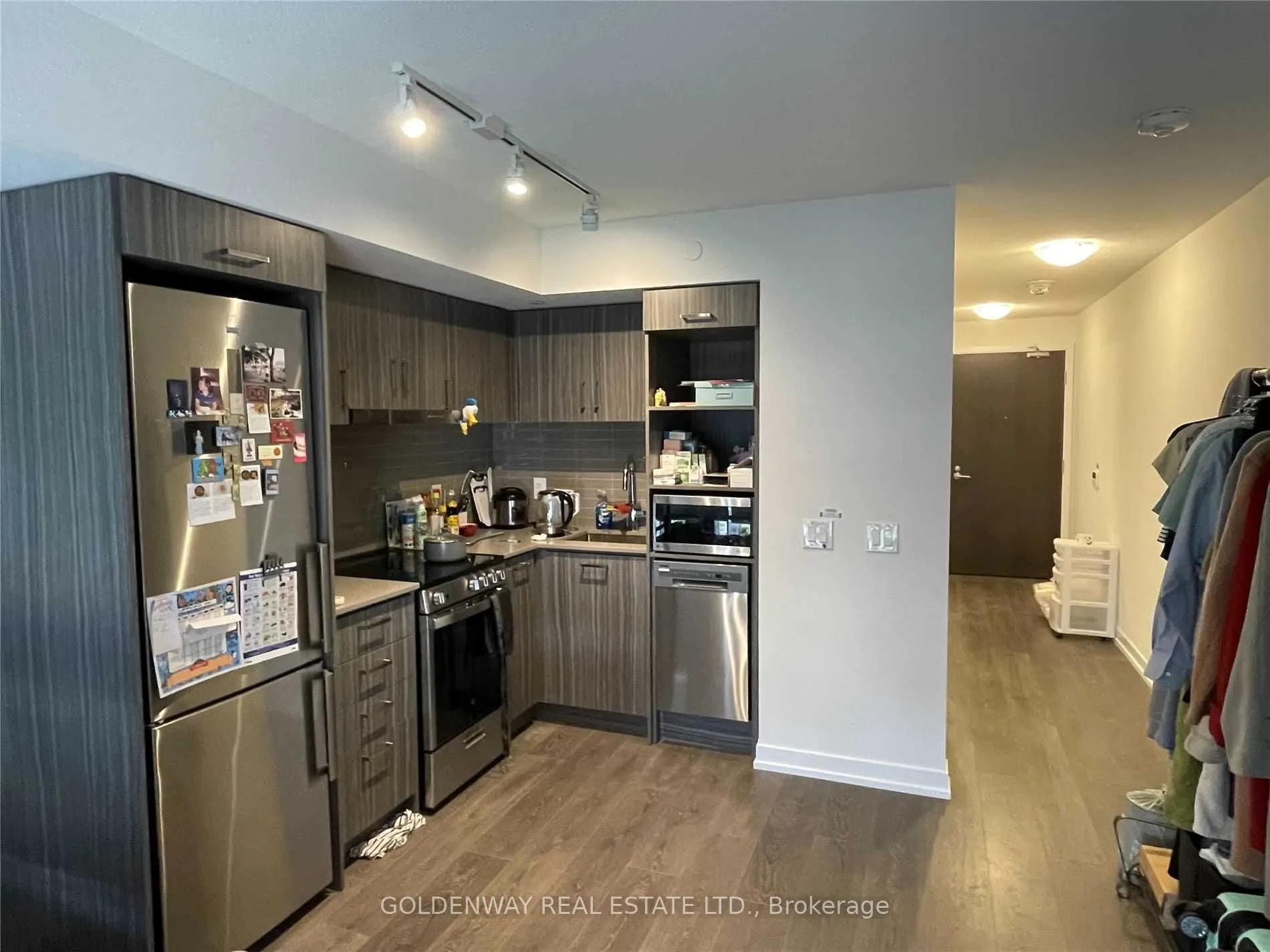 219 Dundas Street E, #1902