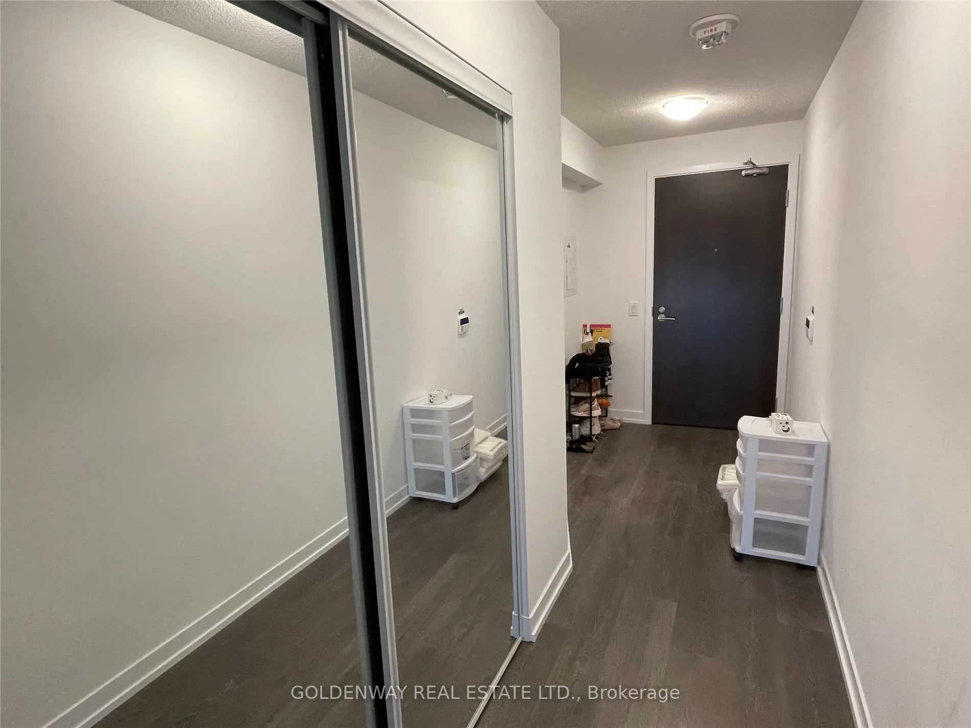 219 Dundas Street E, #1902