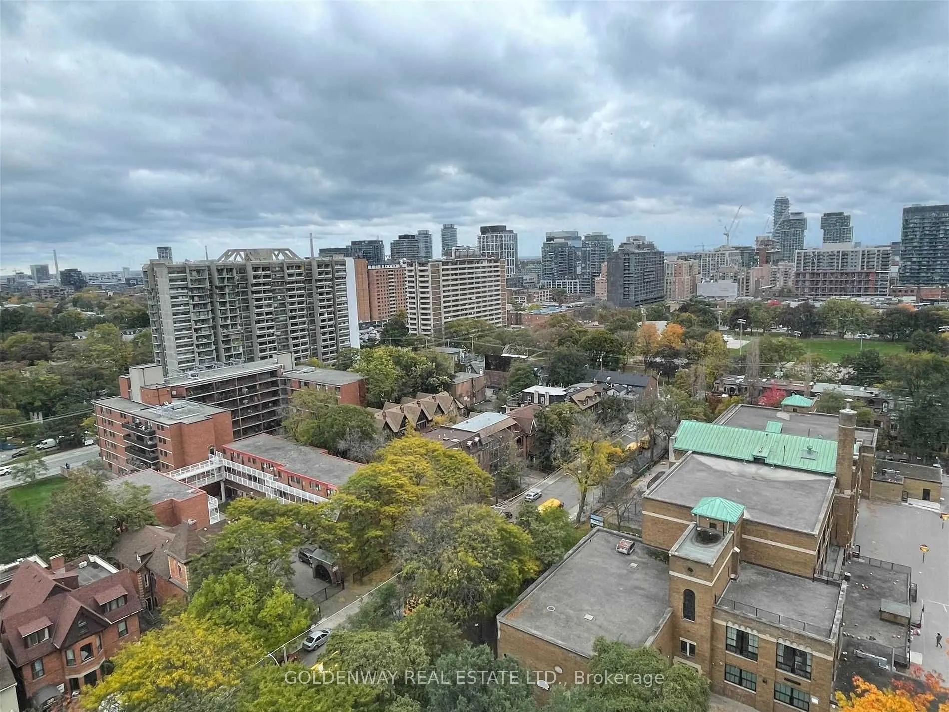 219 Dundas Street E, #1902