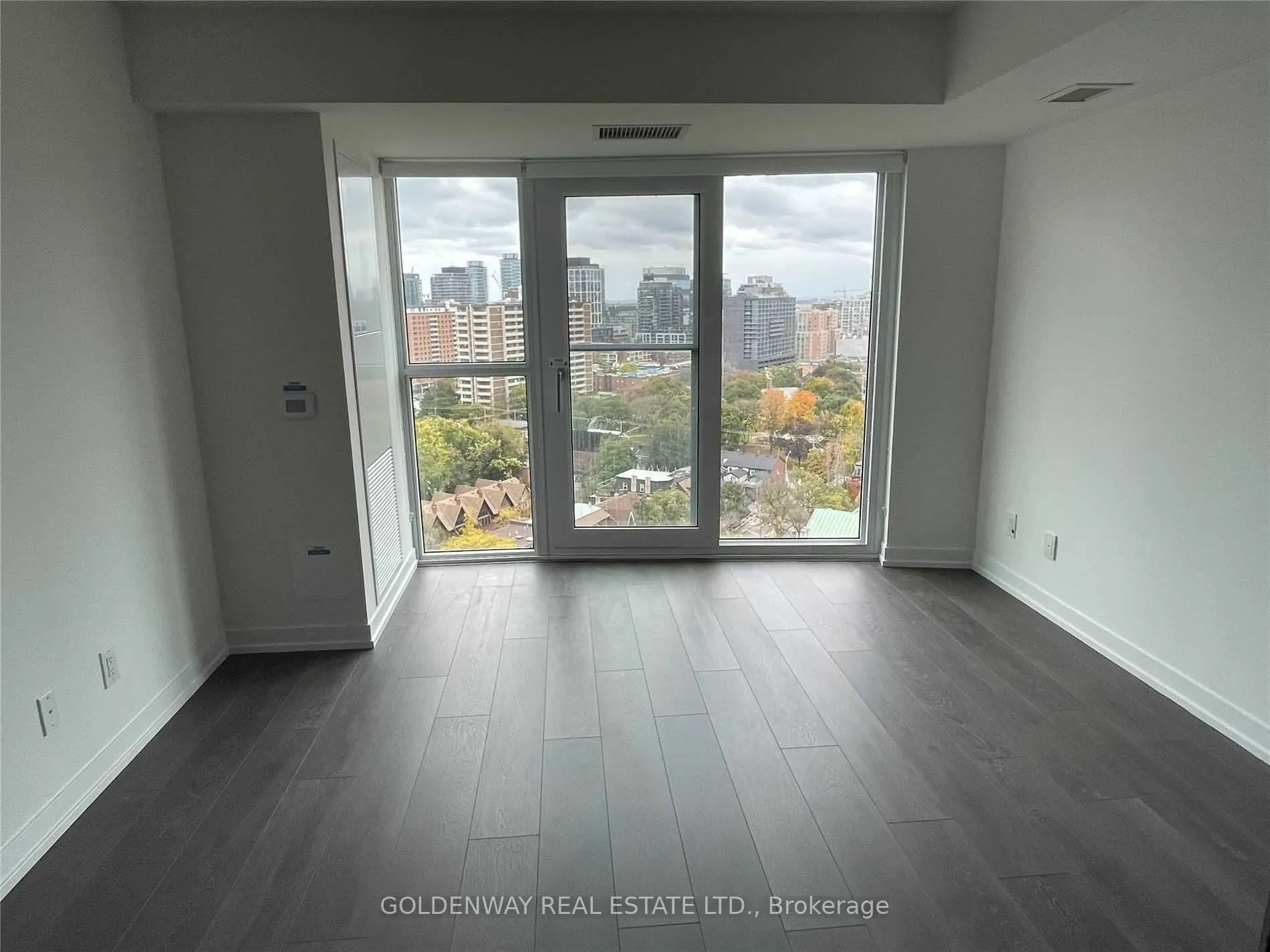 219 Dundas Street E, #1902