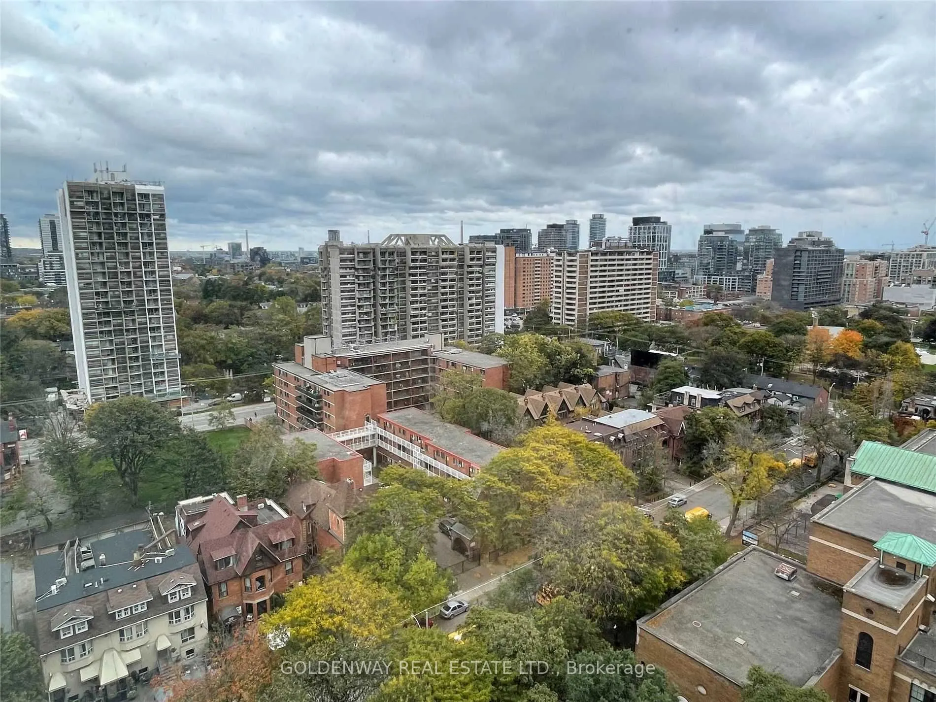 219 Dundas Street E, #1902