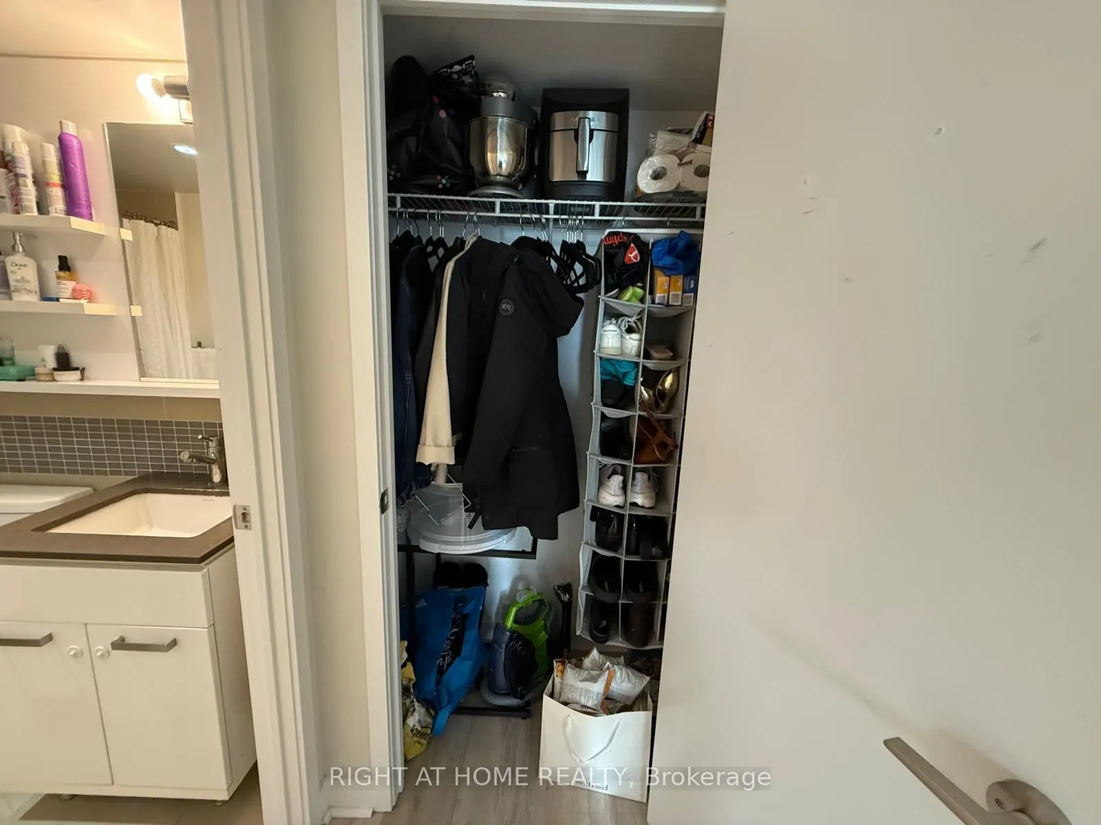 295 Adelaide Street W, #1412