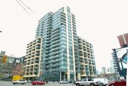 438 King Street W, #805