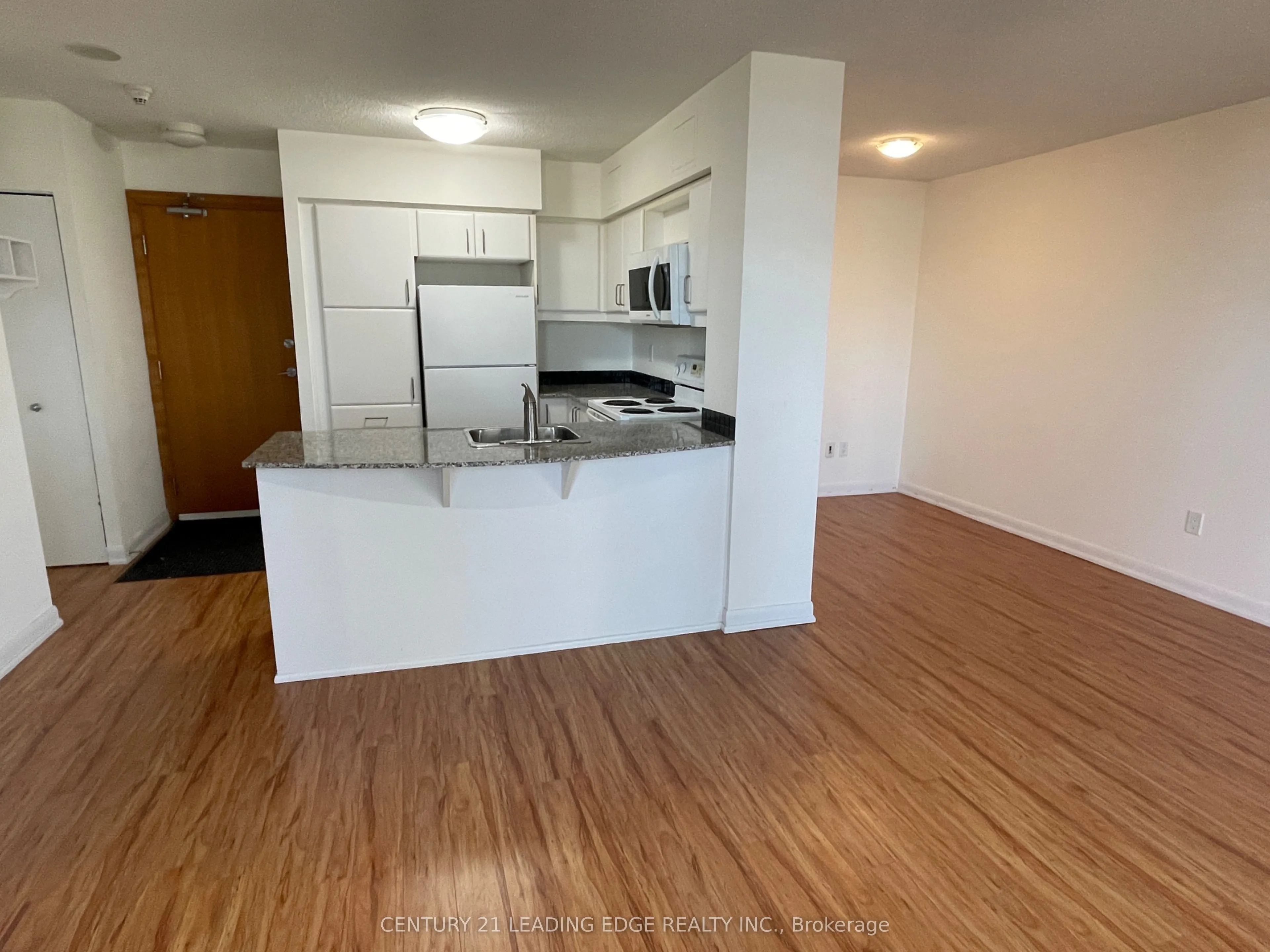 33 Sheppard Avenue E, #1107