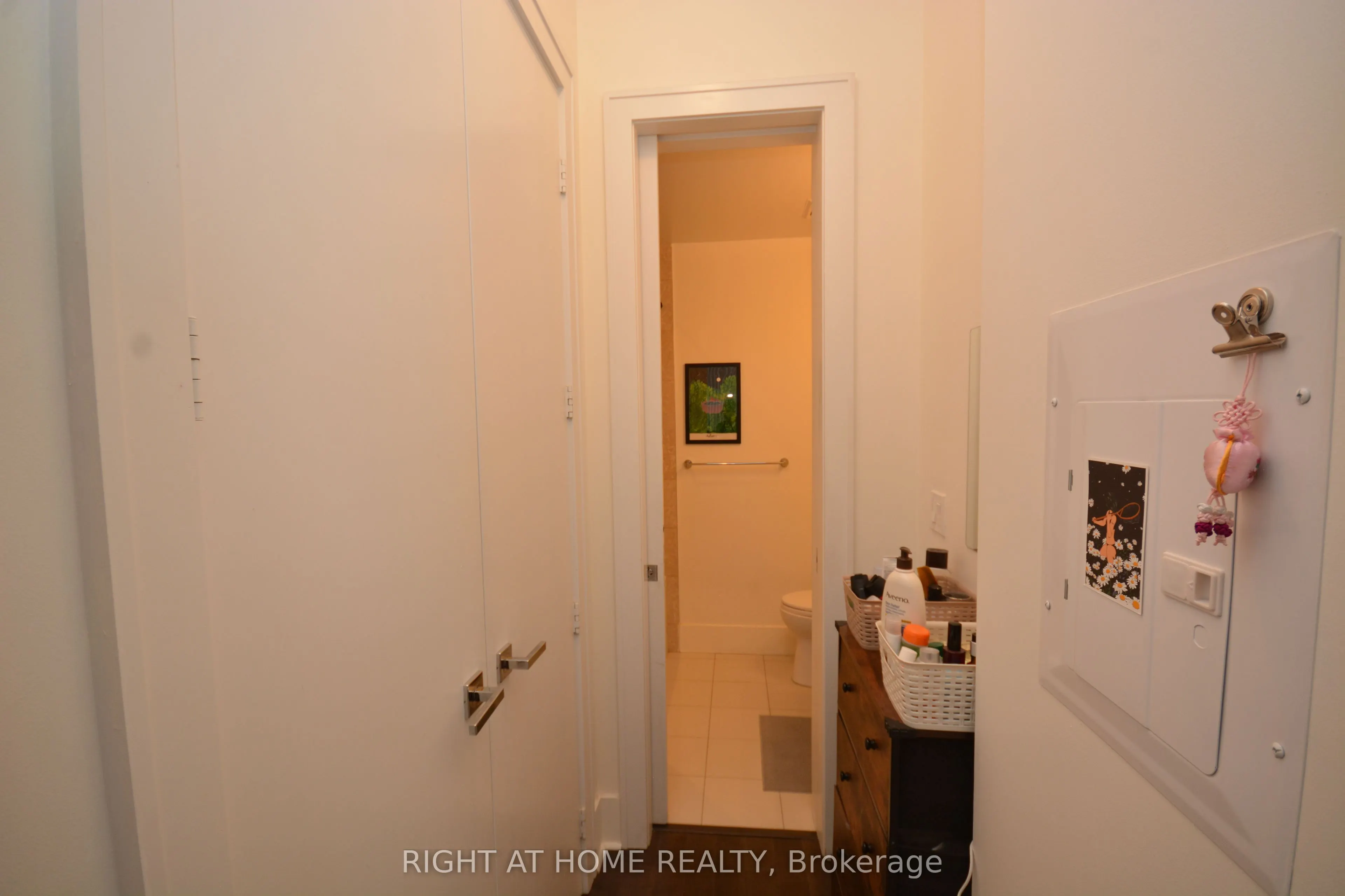 29 Queens Quay E, #1109